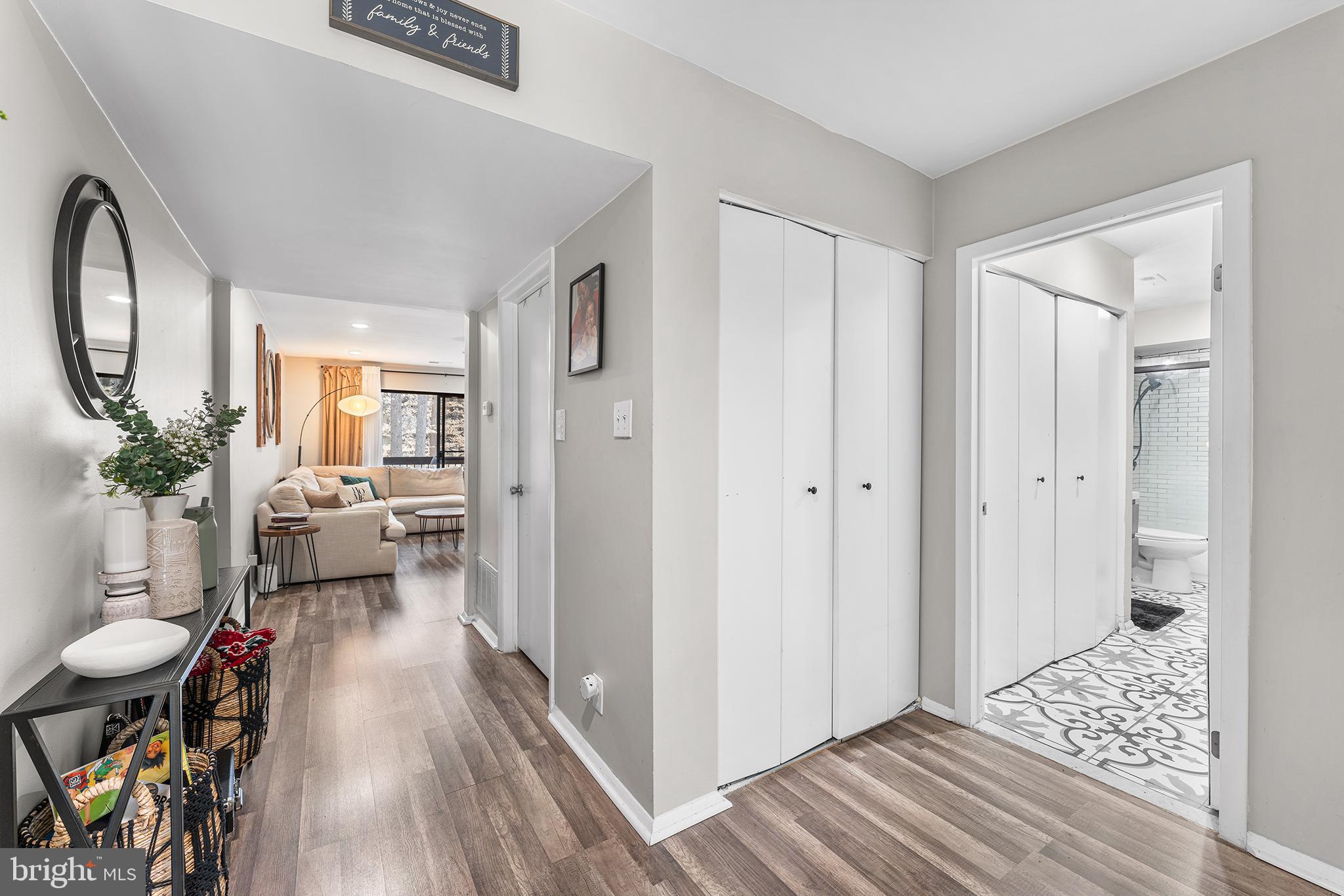 115 E KINGS HIGHWAY #186