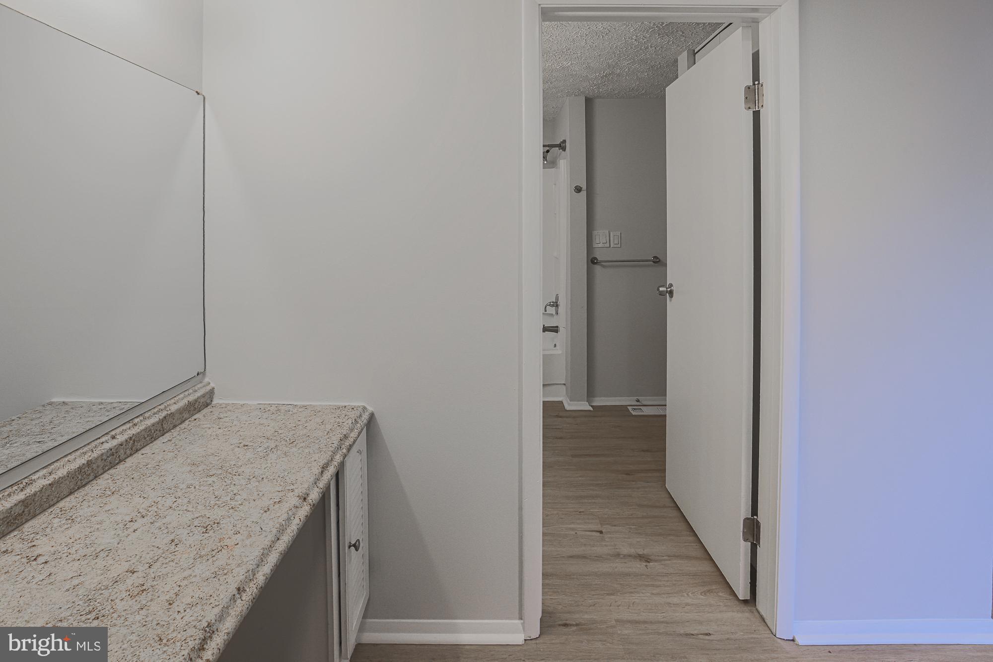 WOODS EDGE TOWNHOME CONDOMINIUMS - Residential Lease