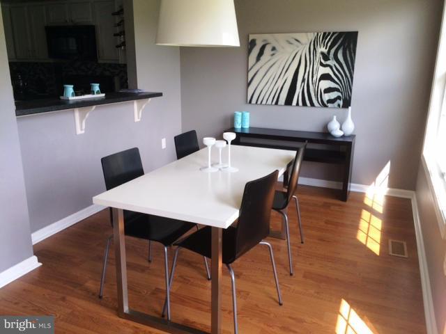 TOWNES OF TOPAZ - Residential