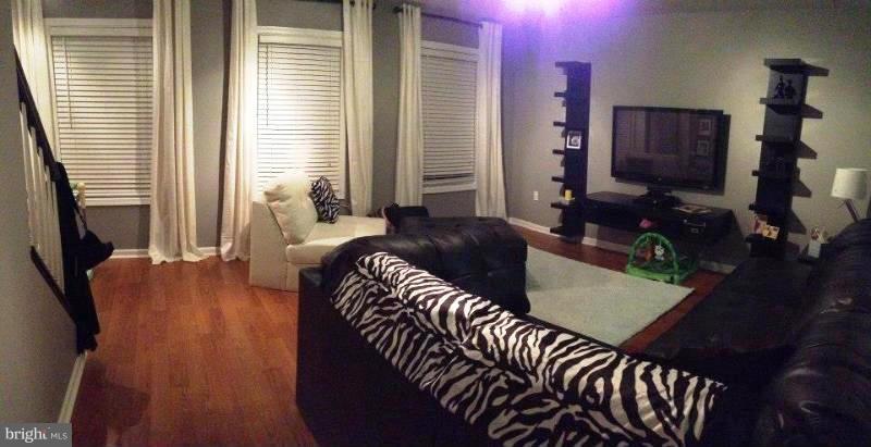 TOWNES OF TOPAZ - Residential