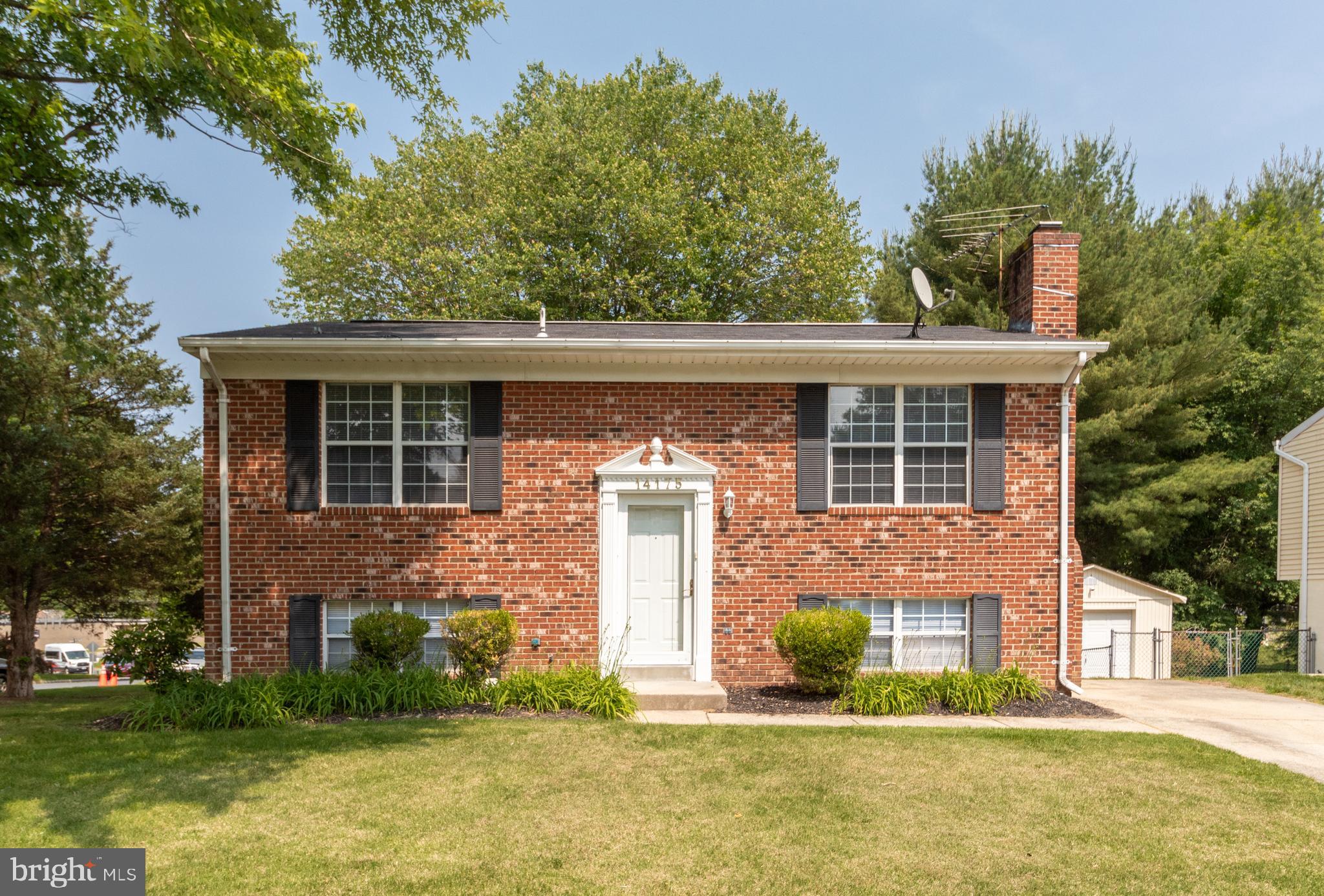 SPRING BRANCH - Residential Lease