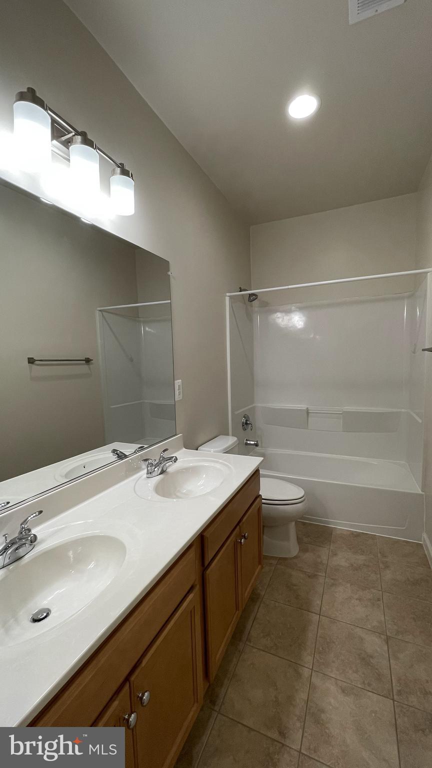 GEORGES ESTATES - Residential Lease