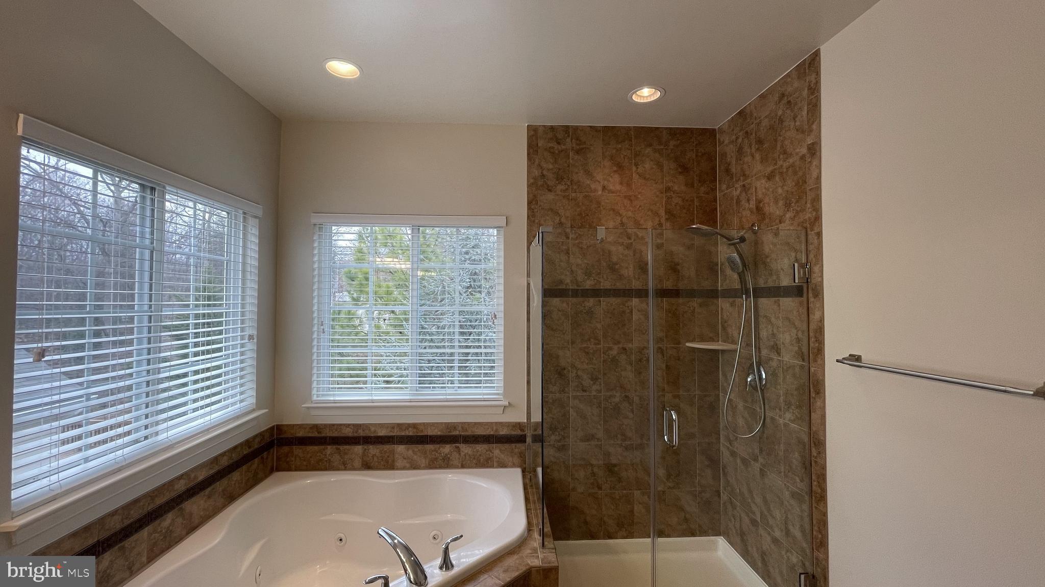 GEORGES ESTATES - Residential Lease