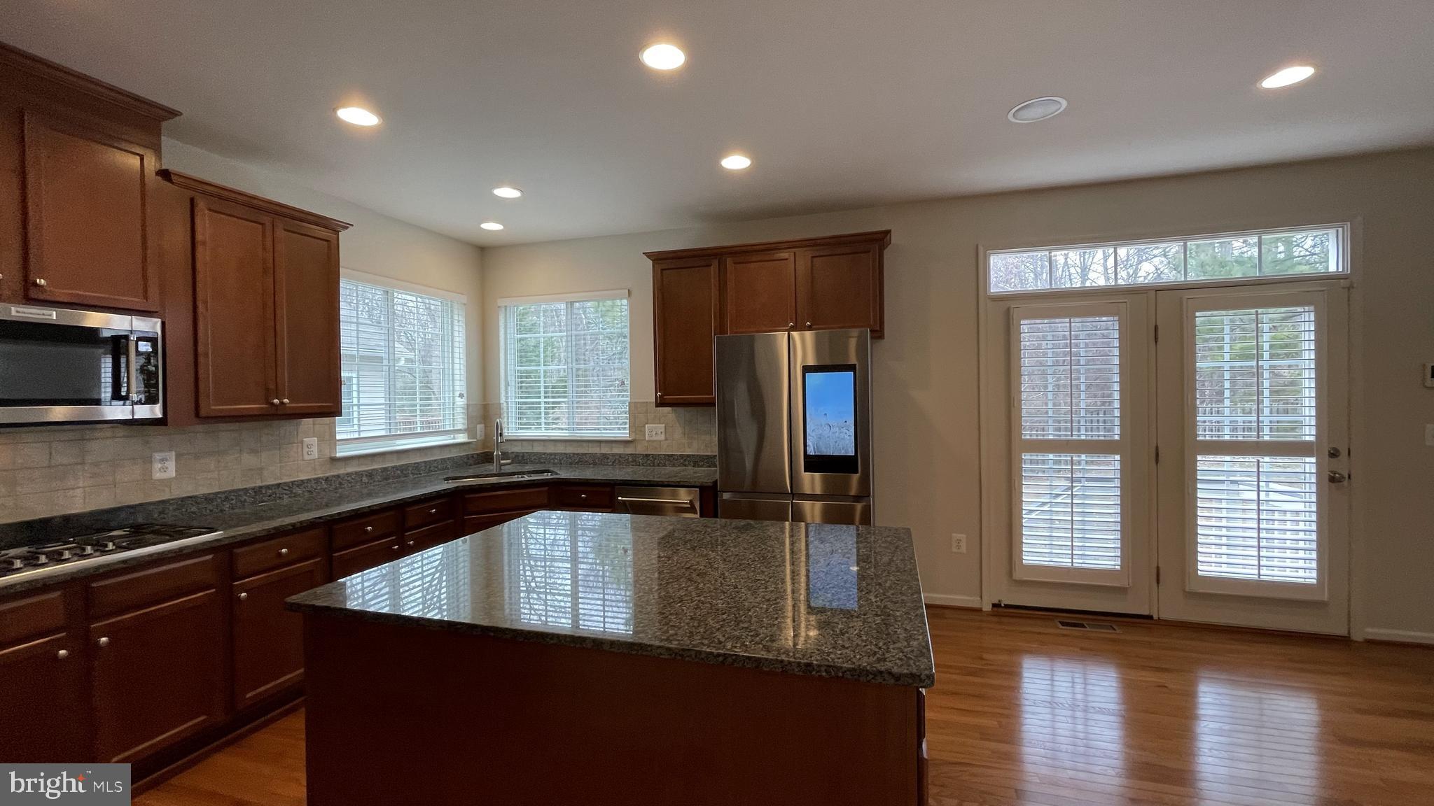 GEORGES ESTATES - Residential Lease