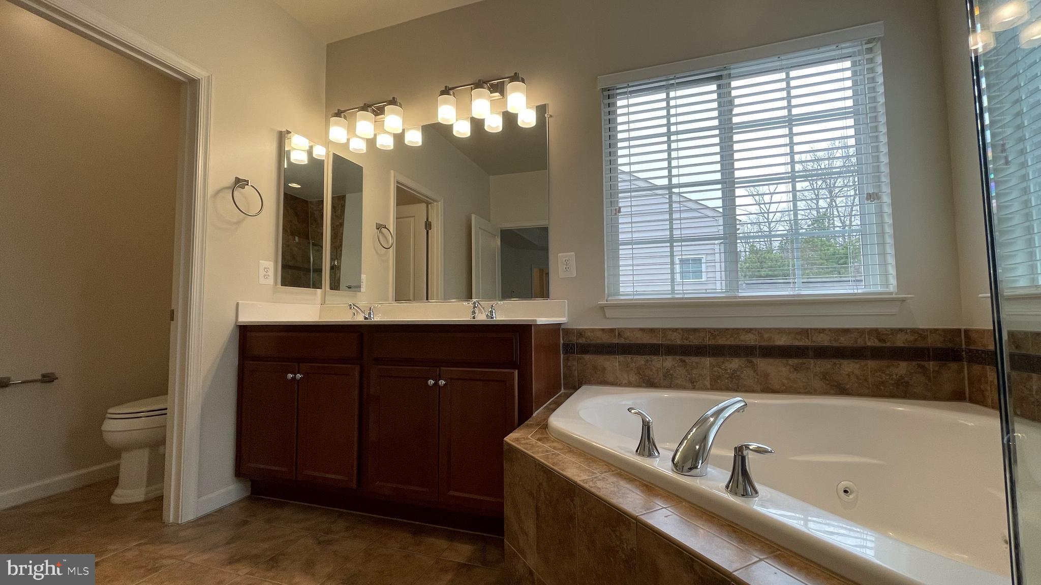 GEORGES ESTATES - Residential Lease