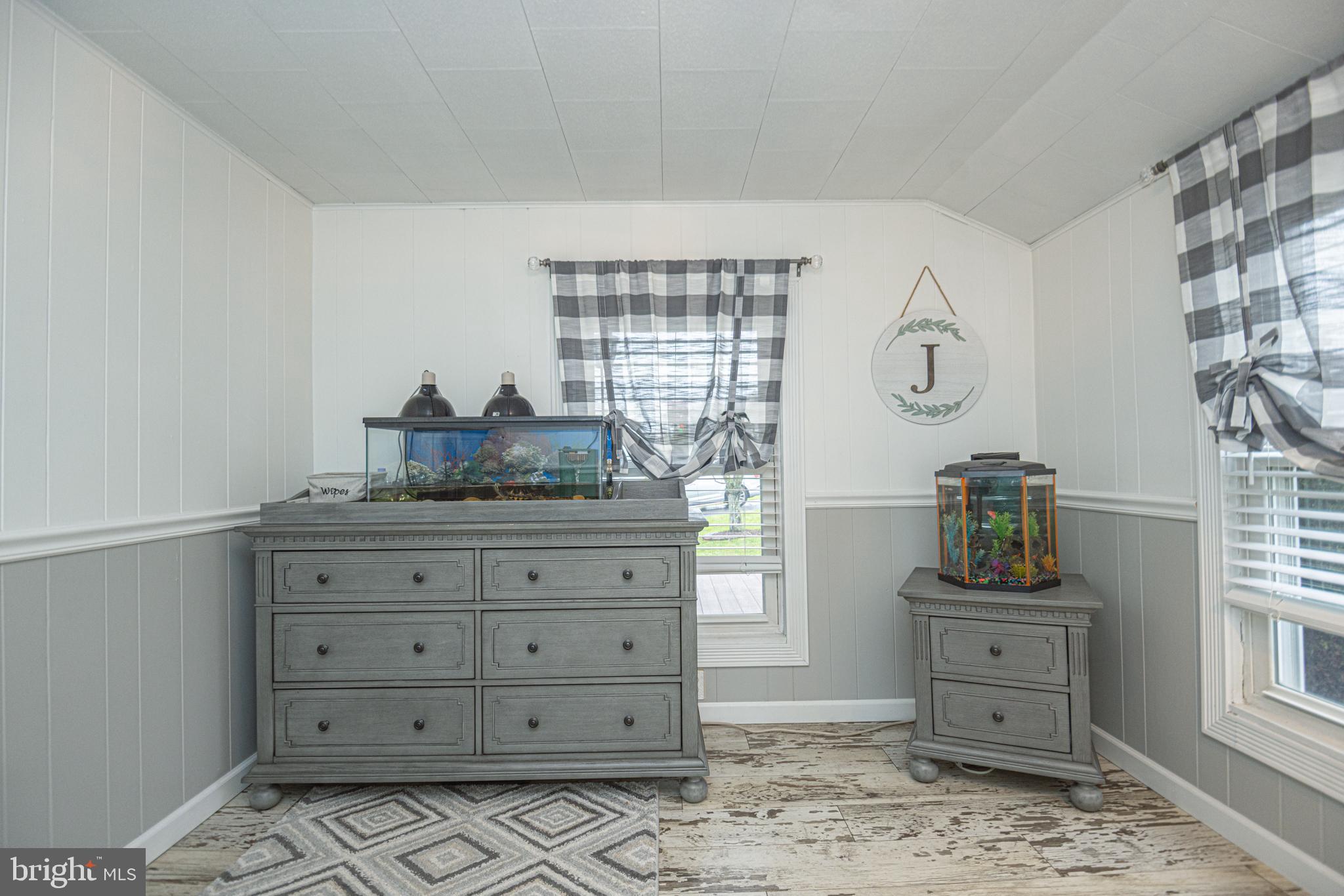 GRANTSVILLE - Residential