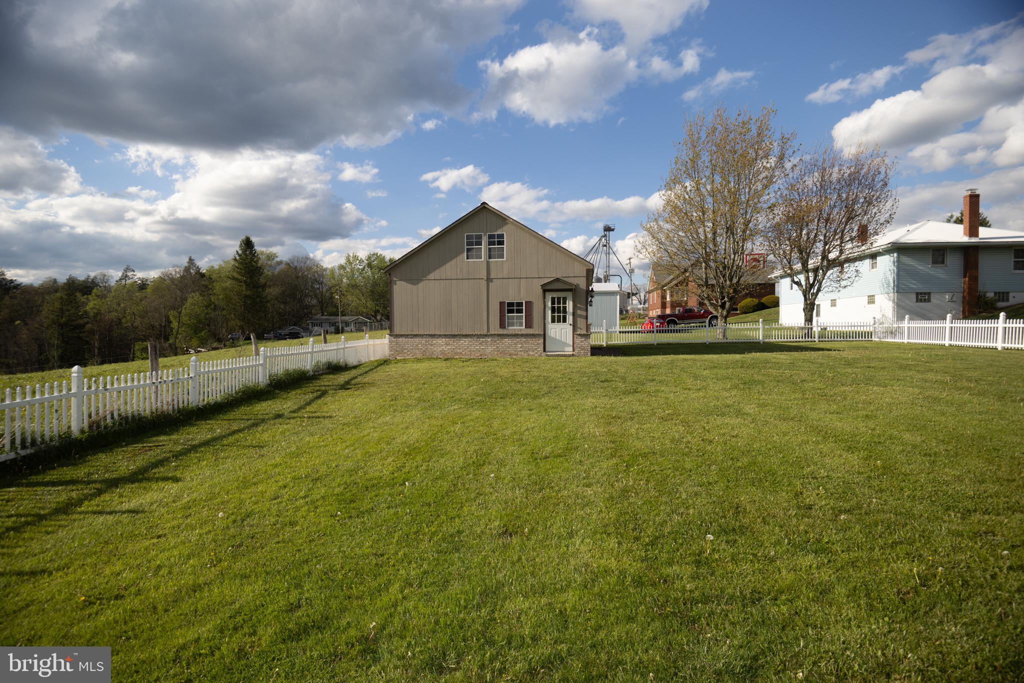 GRANTSVILLE - Residential