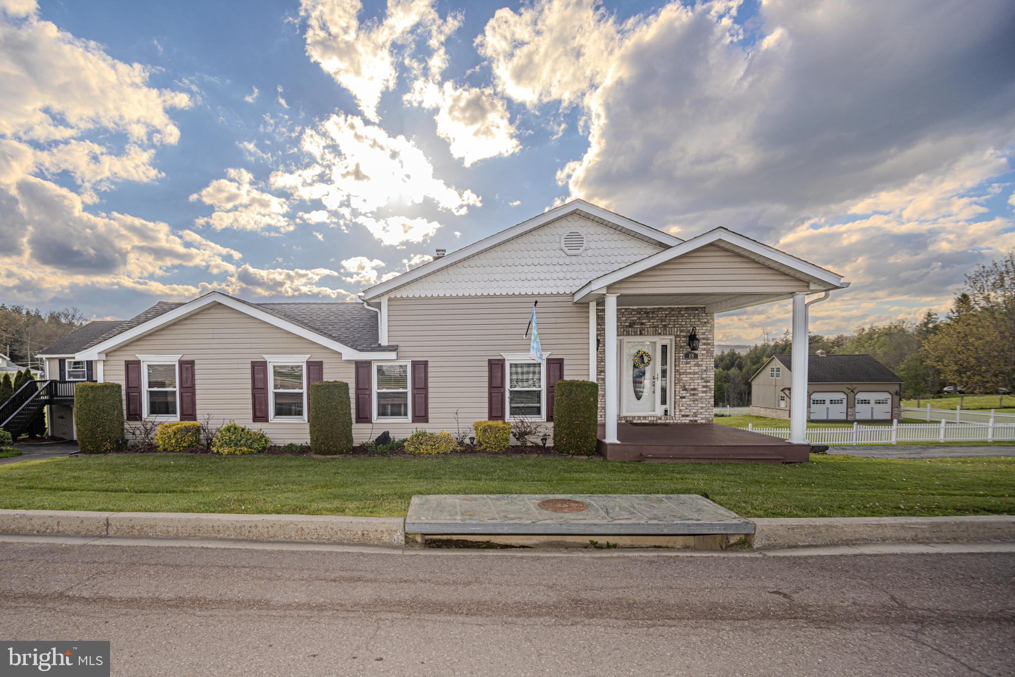 GRANTSVILLE - Residential
