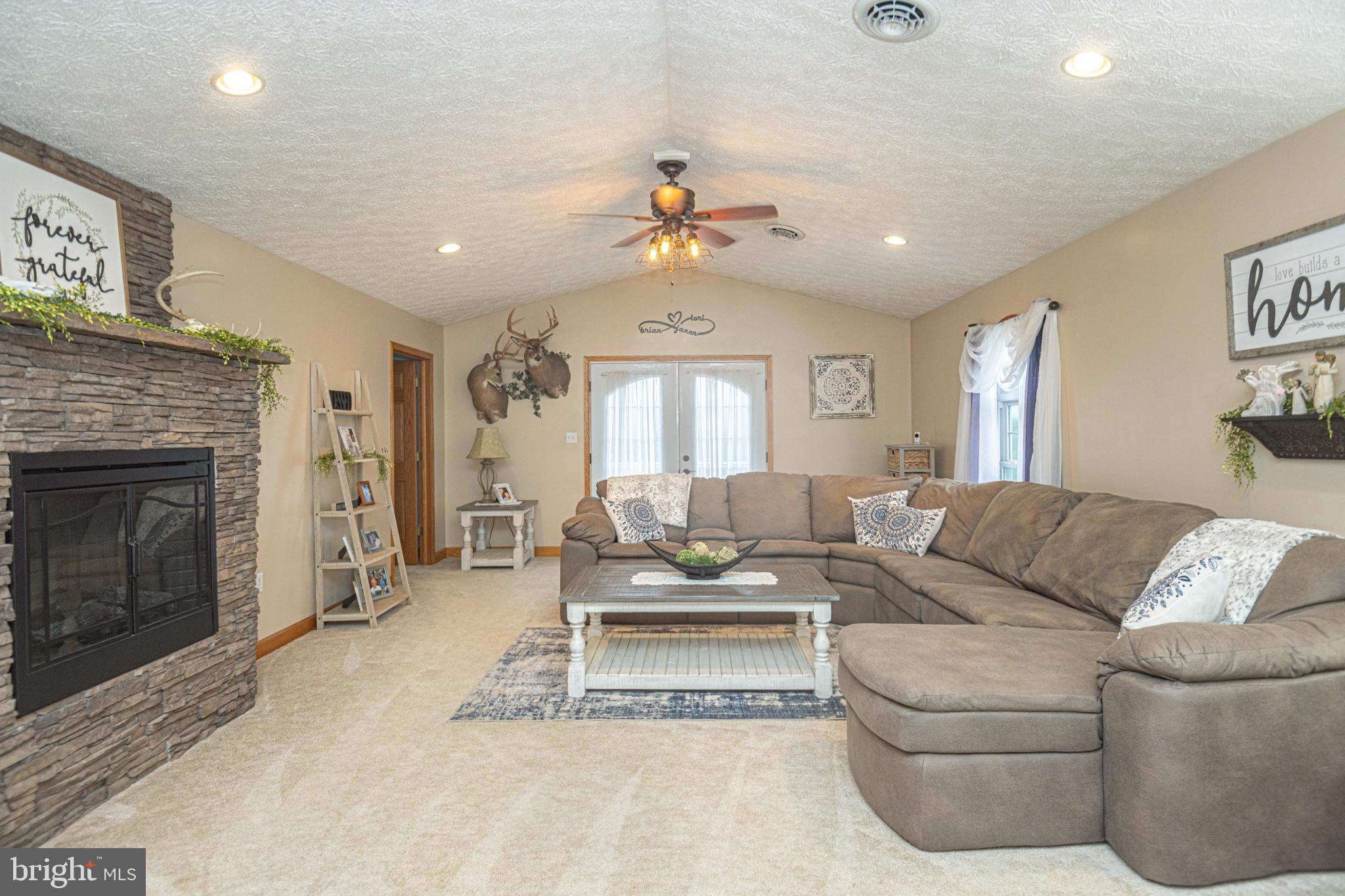 GRANTSVILLE - Residential