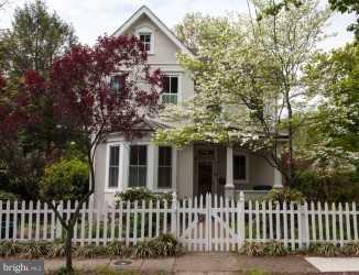 EASTPORT - Residential