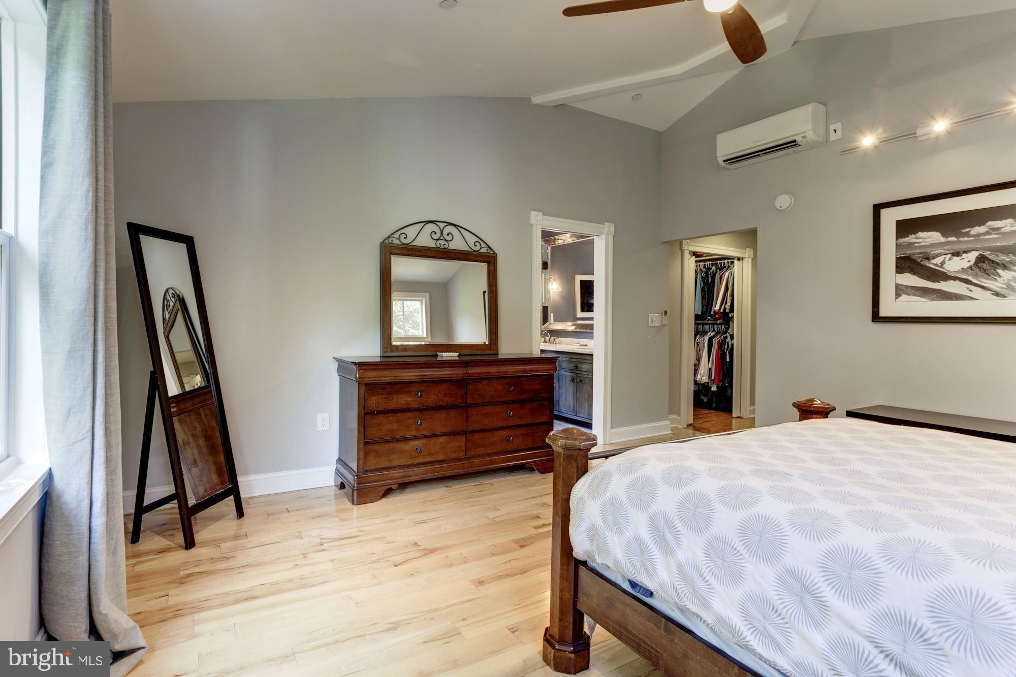 EASTPORT - Residential