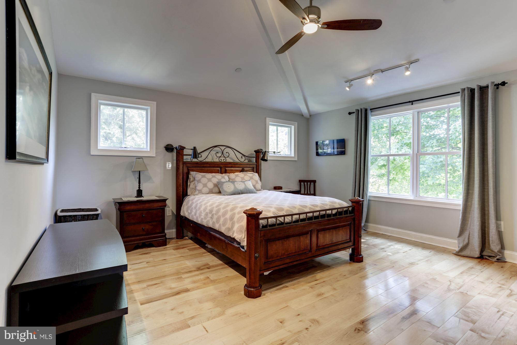 EASTPORT - Residential