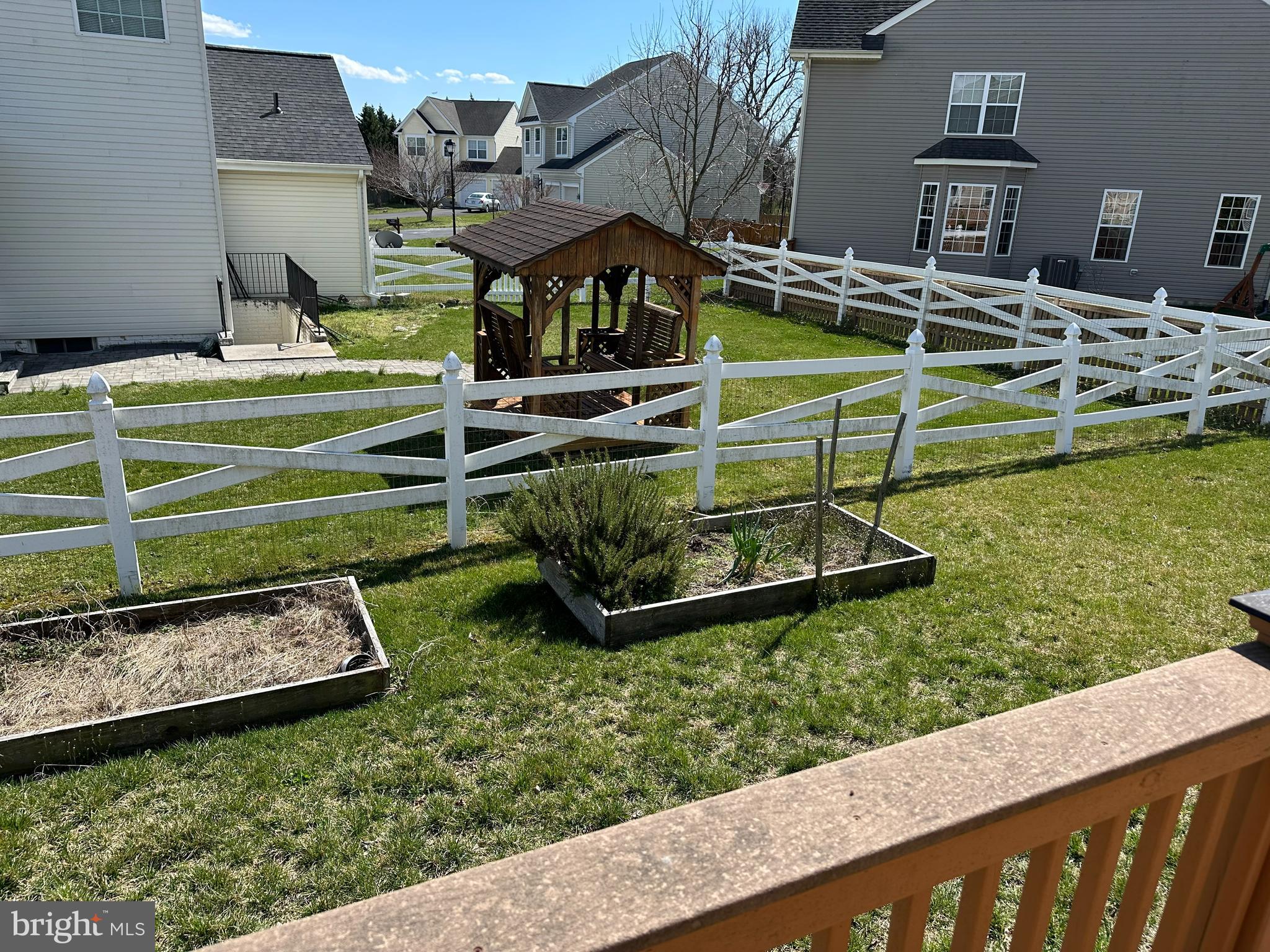 HAMMONDS MILL - Residential