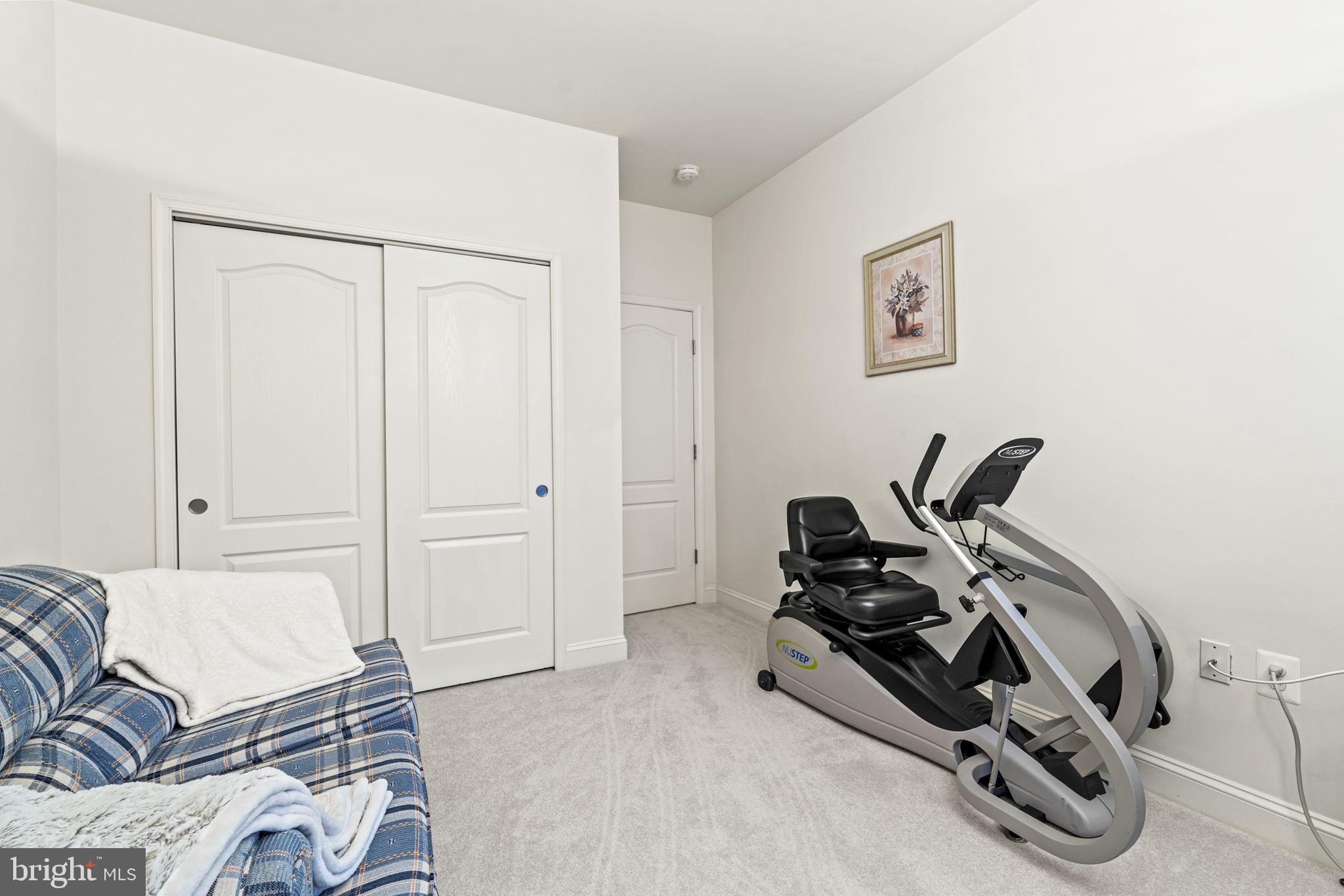 HAMMONDS MILL - Residential