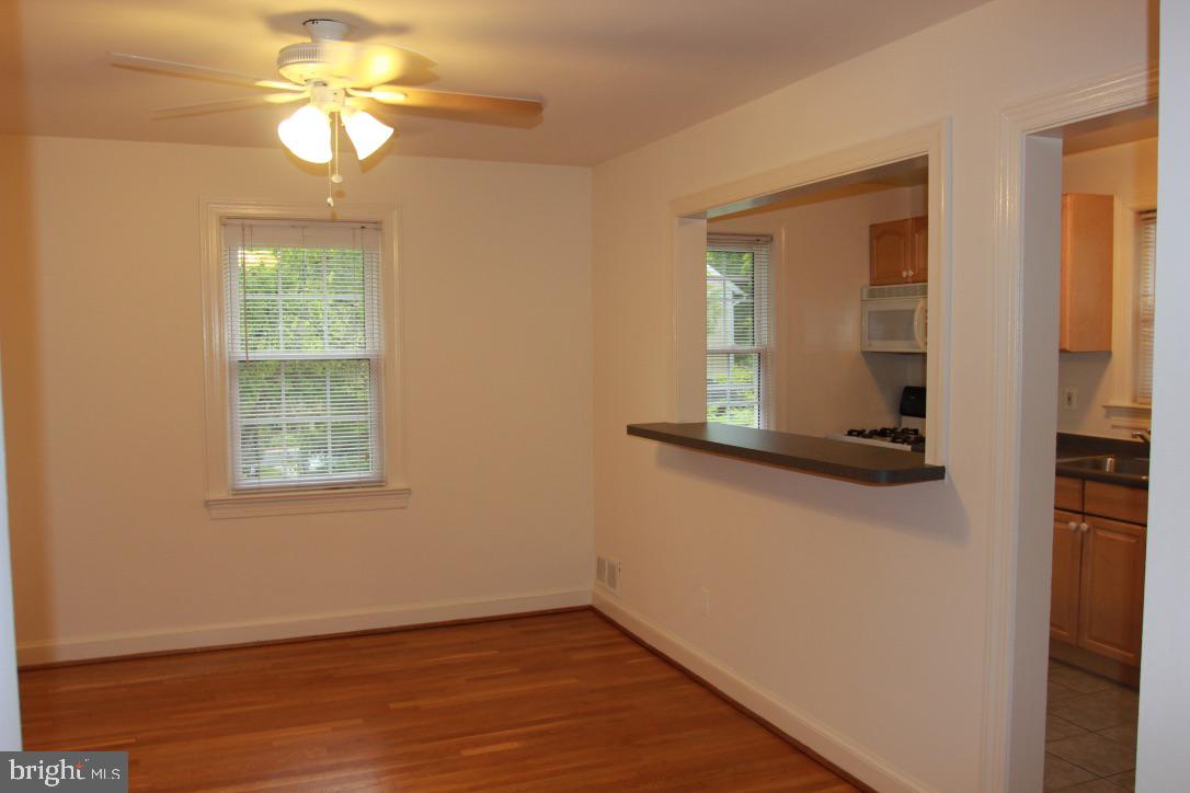 LYON PARK - Residential Lease