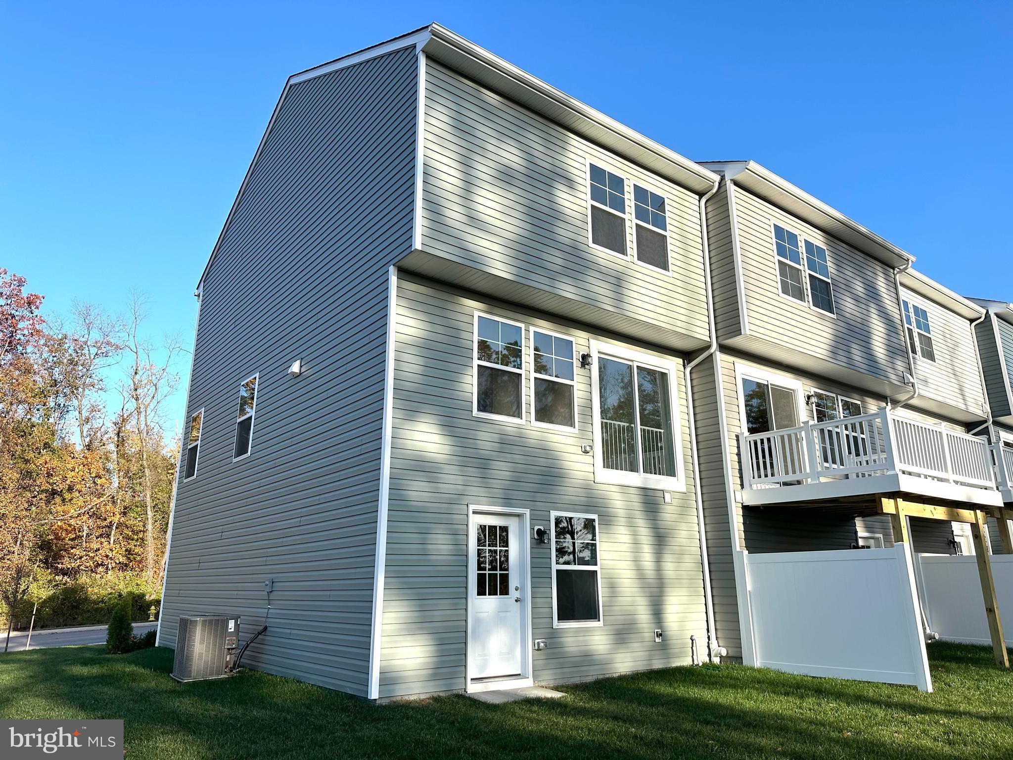 HOMESTEAD ACRES - Residential