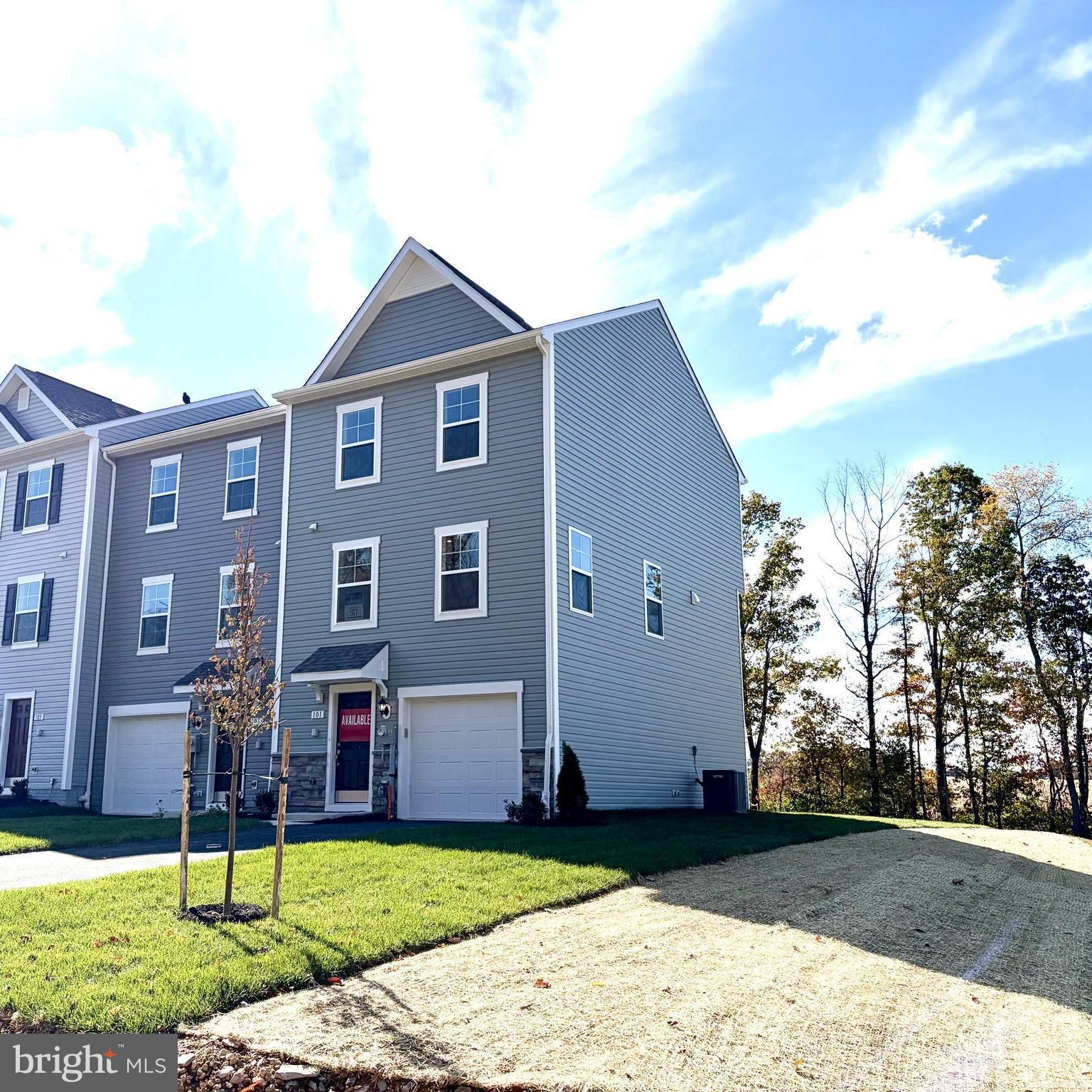 HOMESTEAD ACRES - Residential