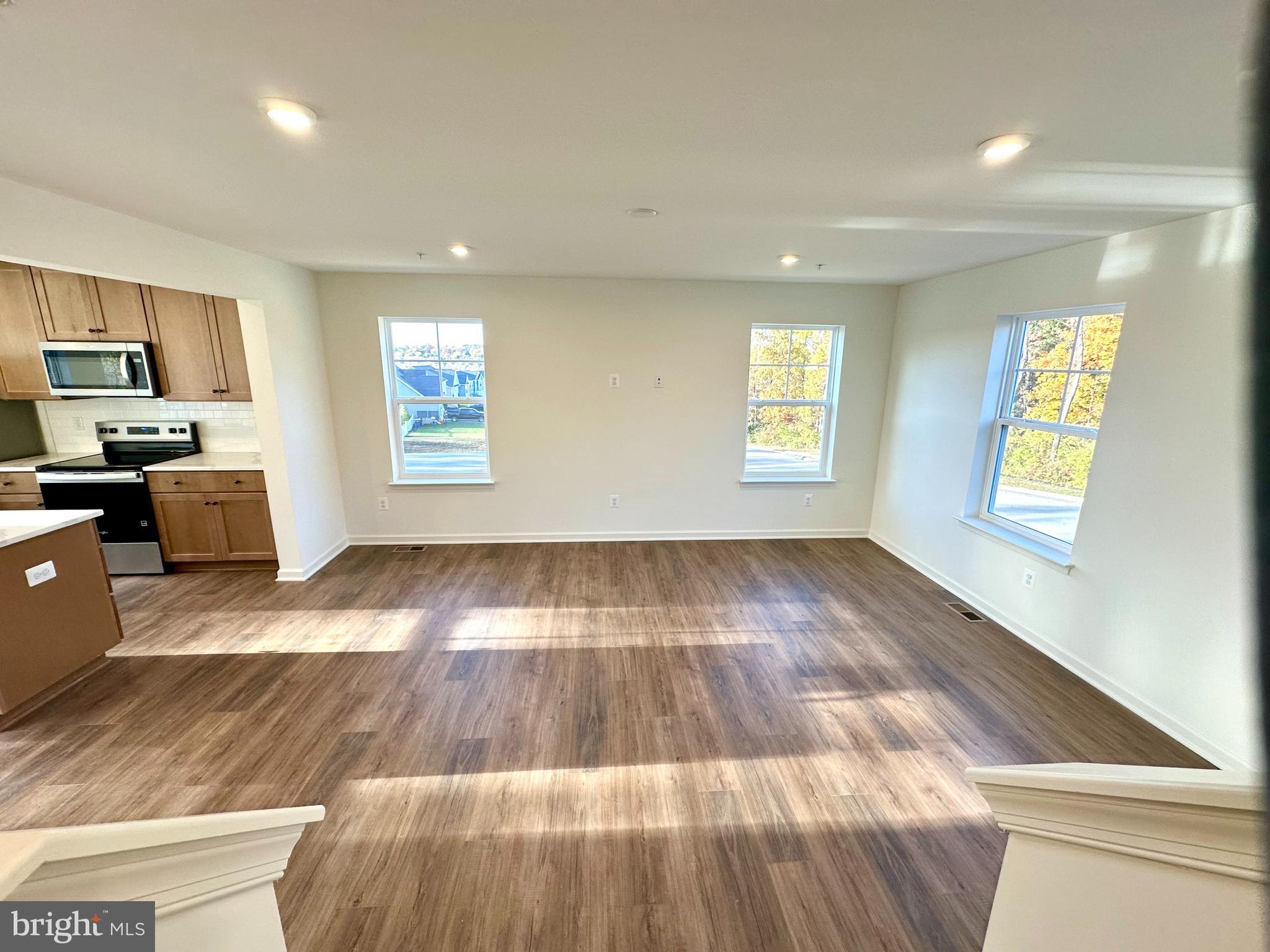 HOMESTEAD ACRES - Residential