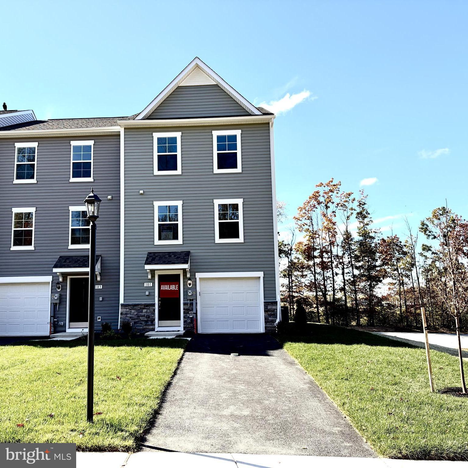 HOMESTEAD ACRES - Residential