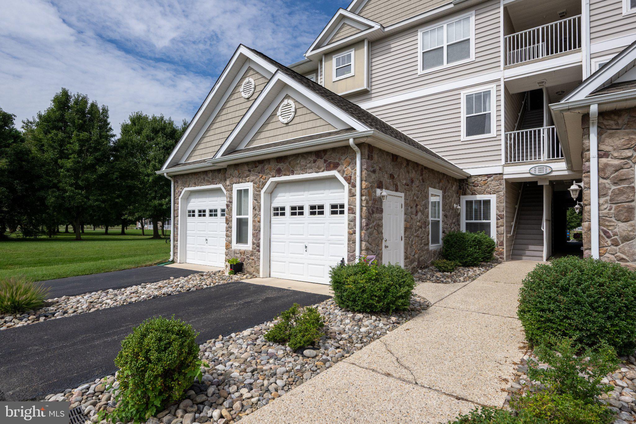 3802 S SAGAMORE DRIVE UNIT G