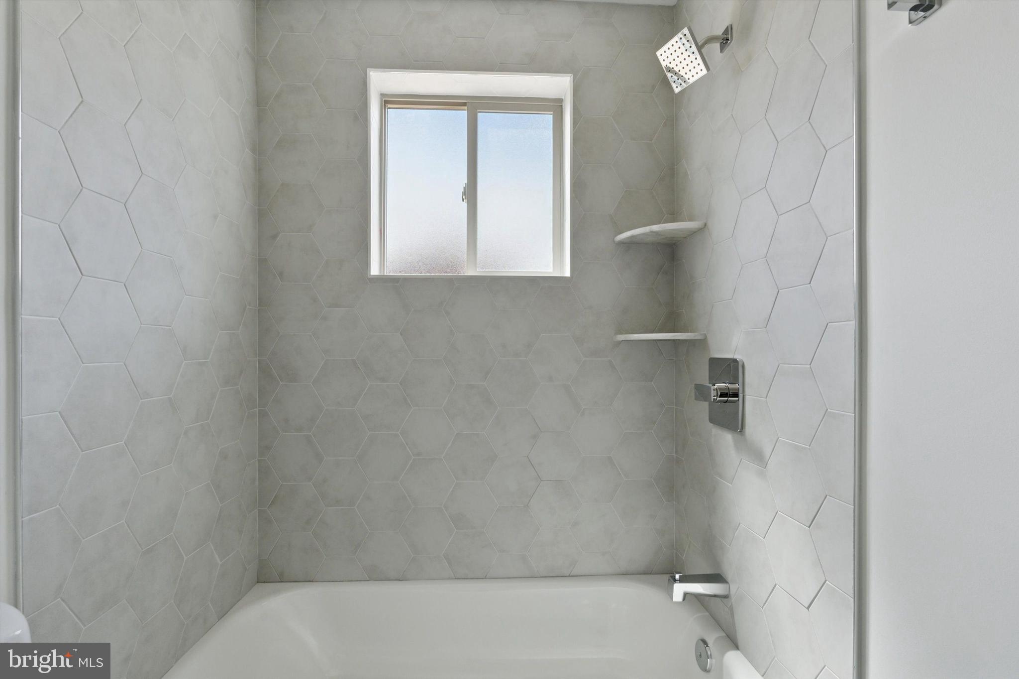 OLDE KENSINGTON - Residential Lease