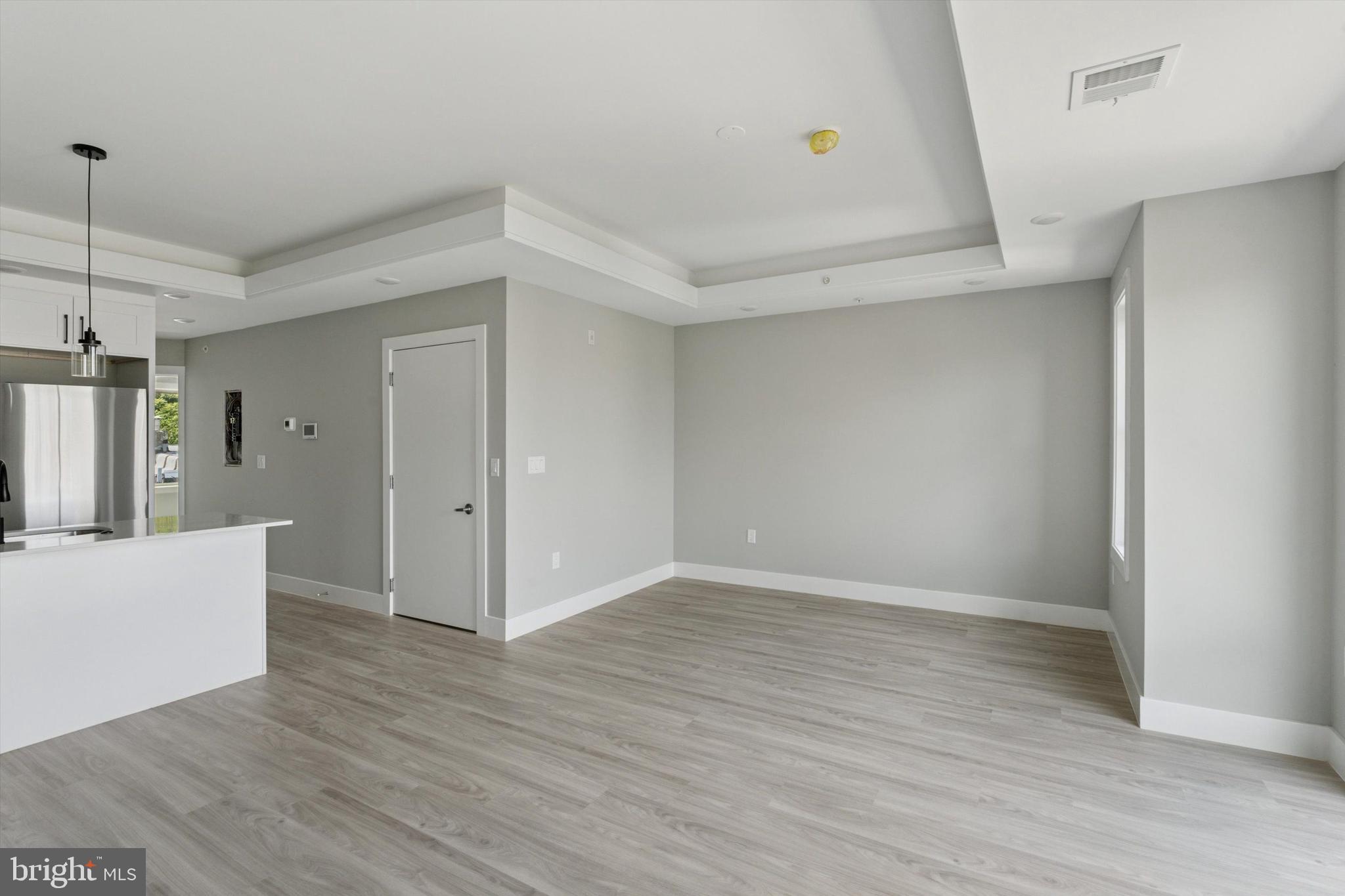 OLDE KENSINGTON - Residential Lease