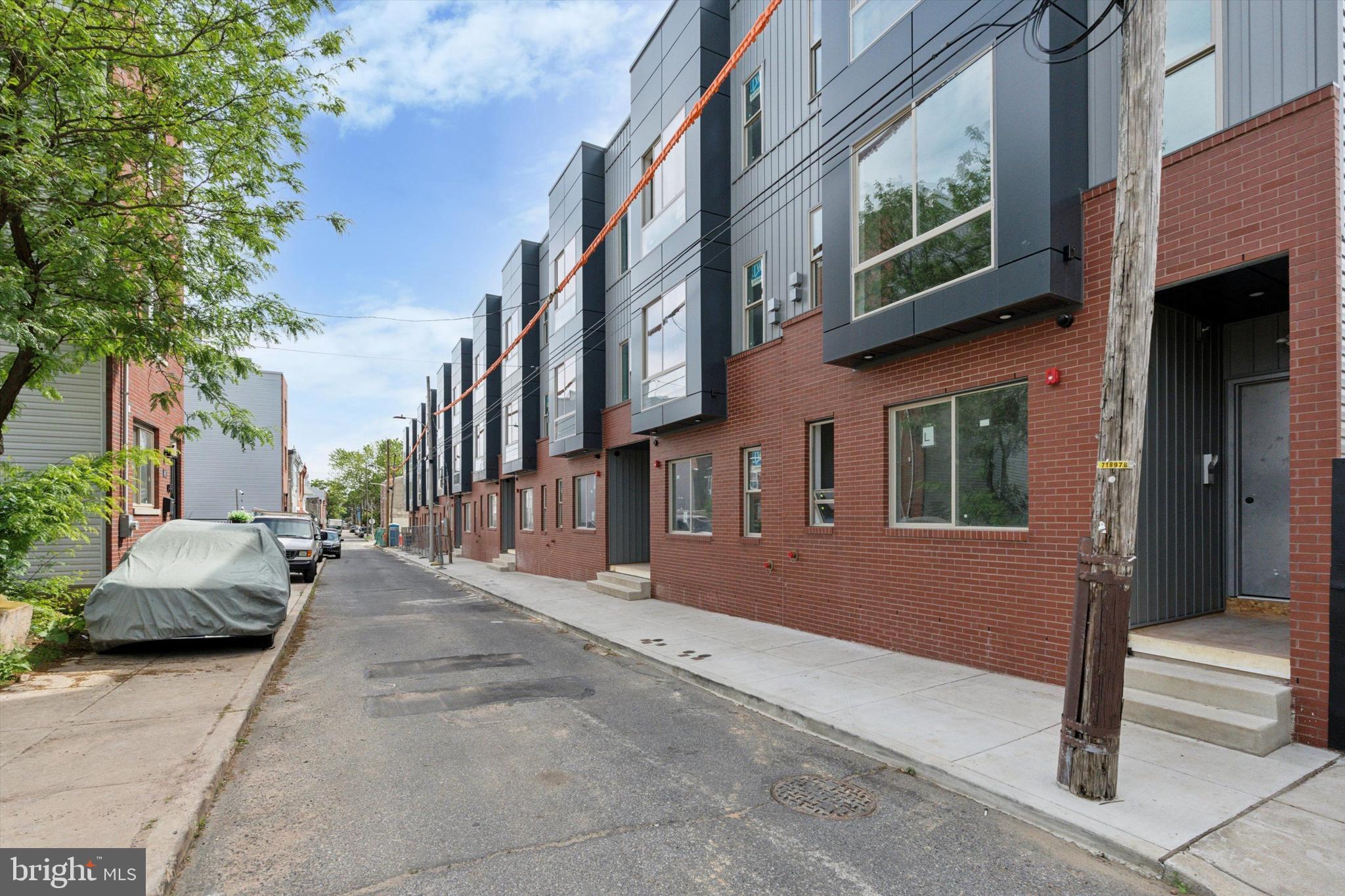 OLDE KENSINGTON - Residential Lease