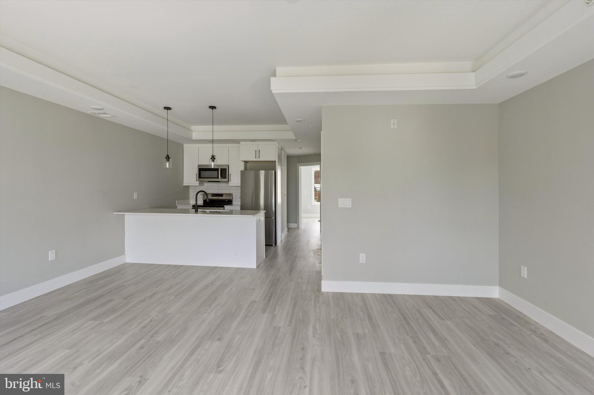 OLDE KENSINGTON - Residential Lease