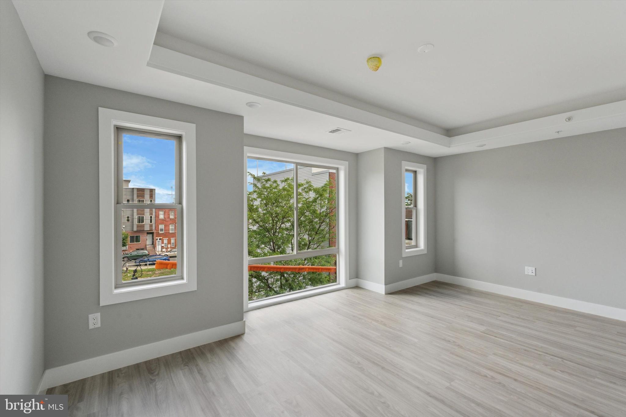 OLDE KENSINGTON - Residential Lease