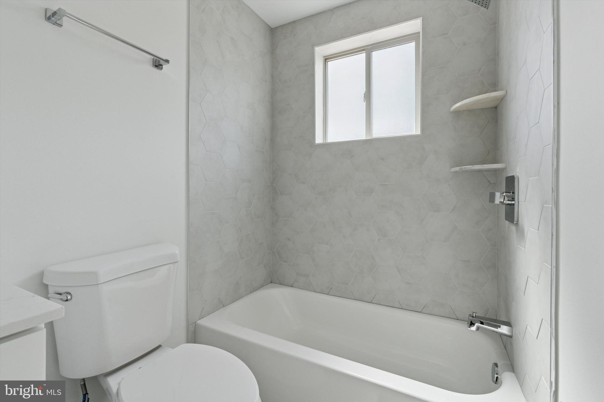 OLDE KENSINGTON - Residential Lease