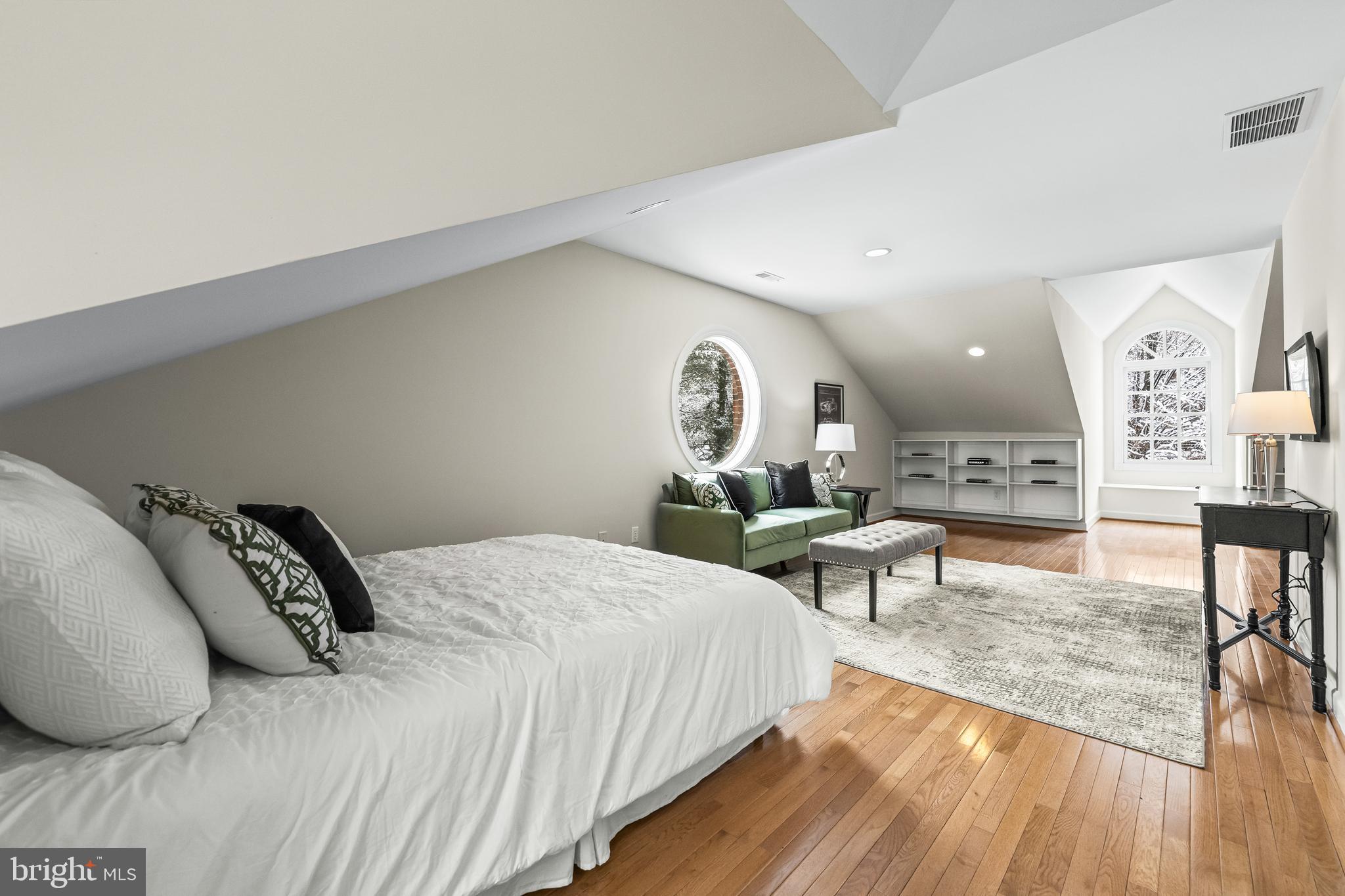 HILLSTEAD - Residential