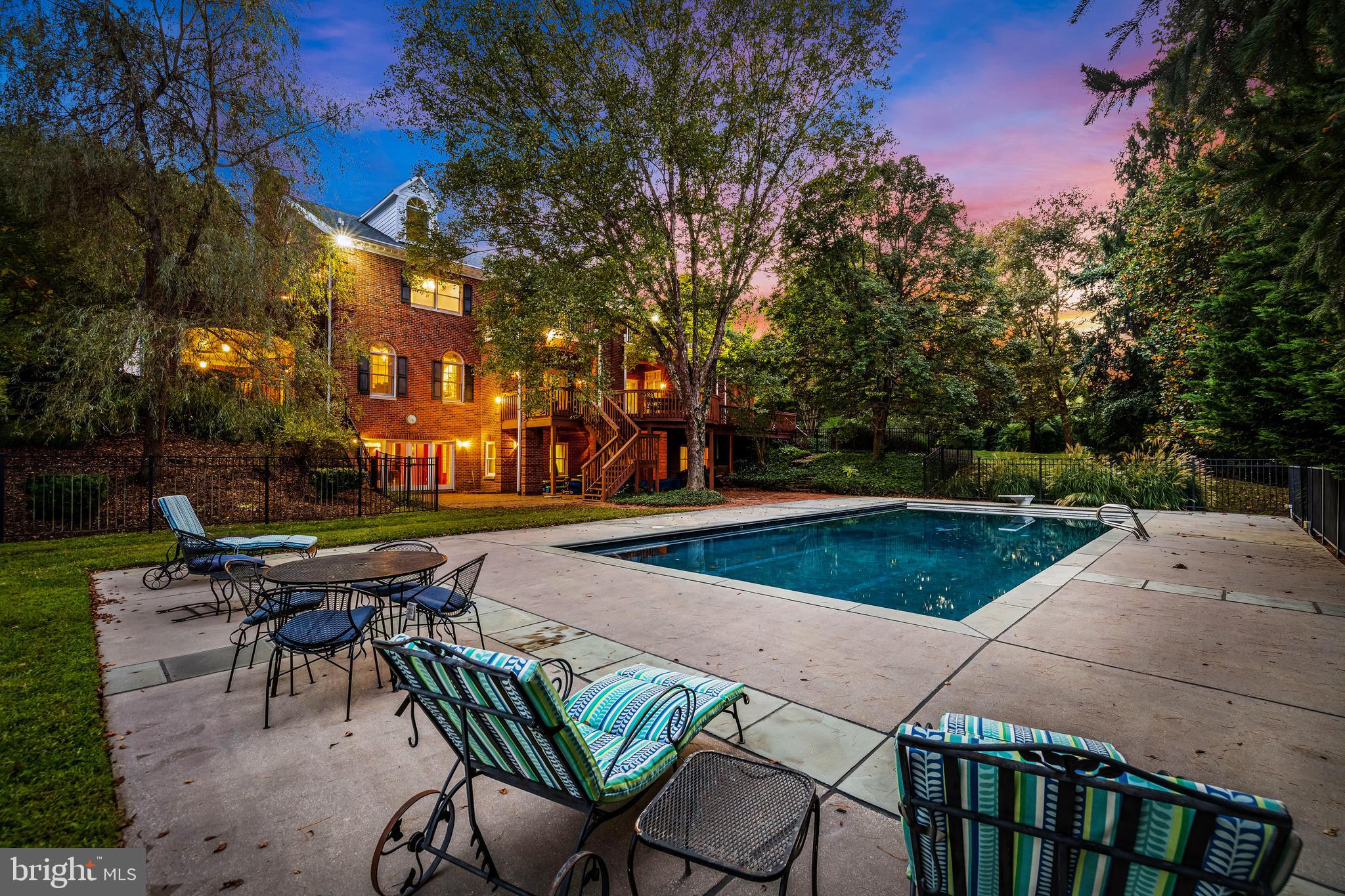 HILLSTEAD - Residential