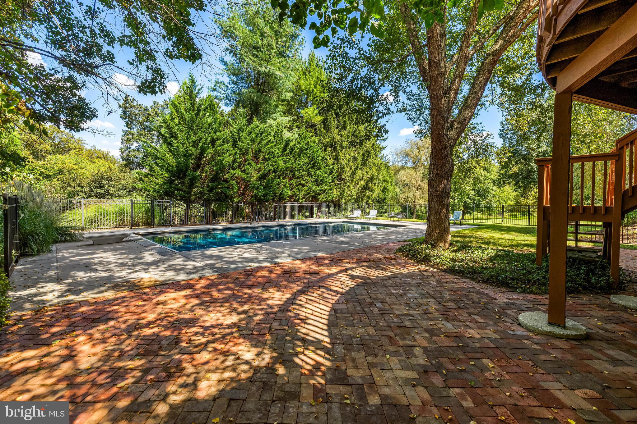 HILLSTEAD - Residential