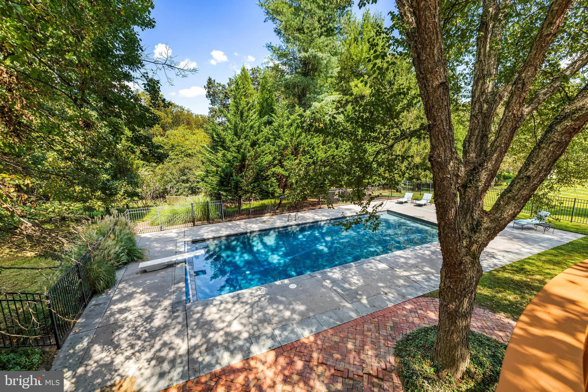 HILLSTEAD - Residential