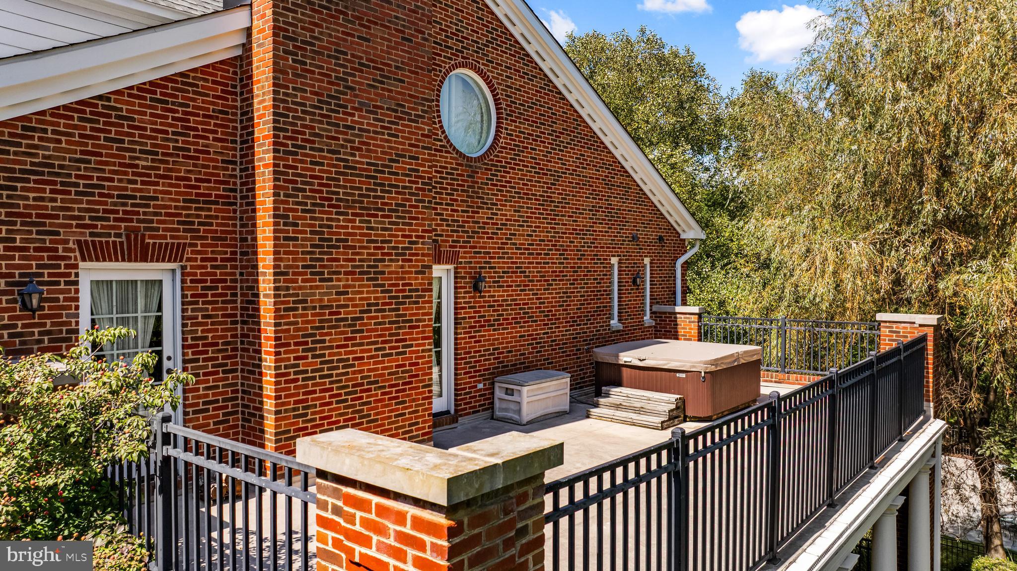 HILLSTEAD - Residential