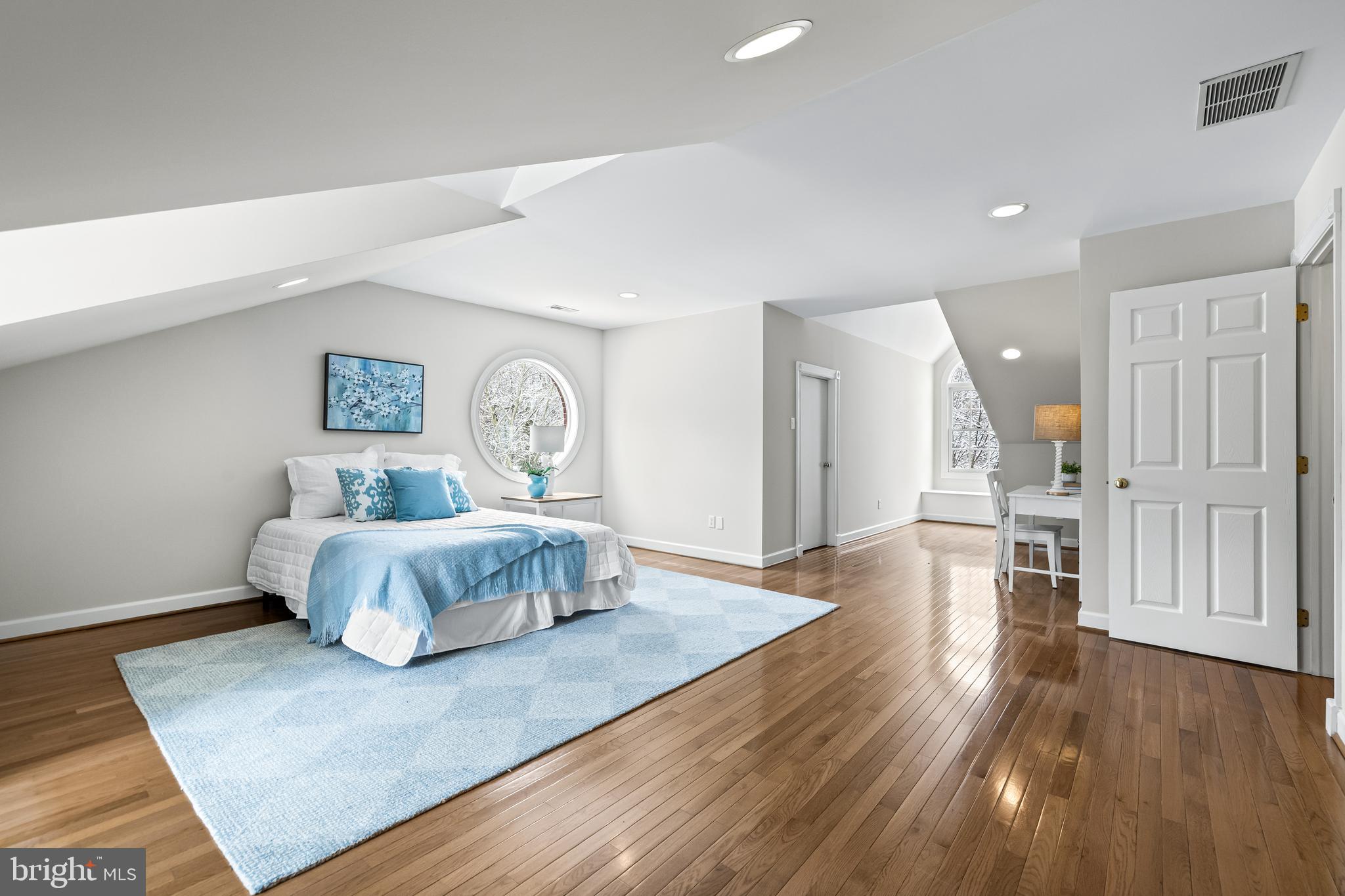 HILLSTEAD - Residential