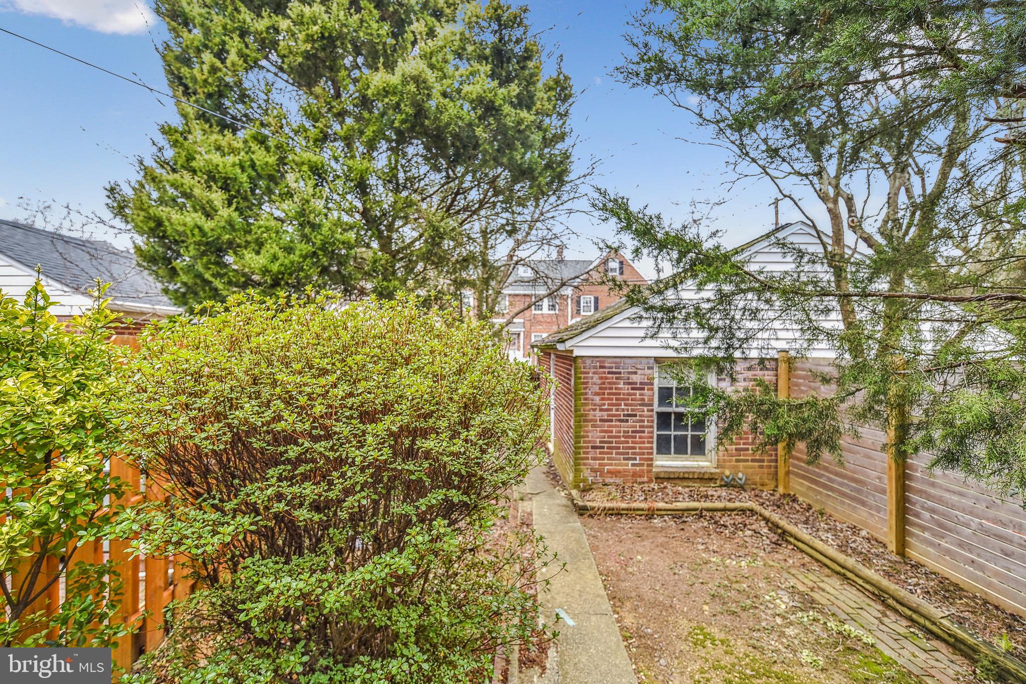 RODGERS FORGE - Residential Lease