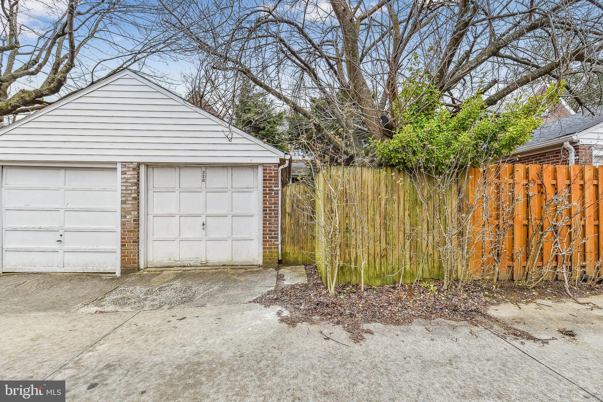 RODGERS FORGE - Residential Lease