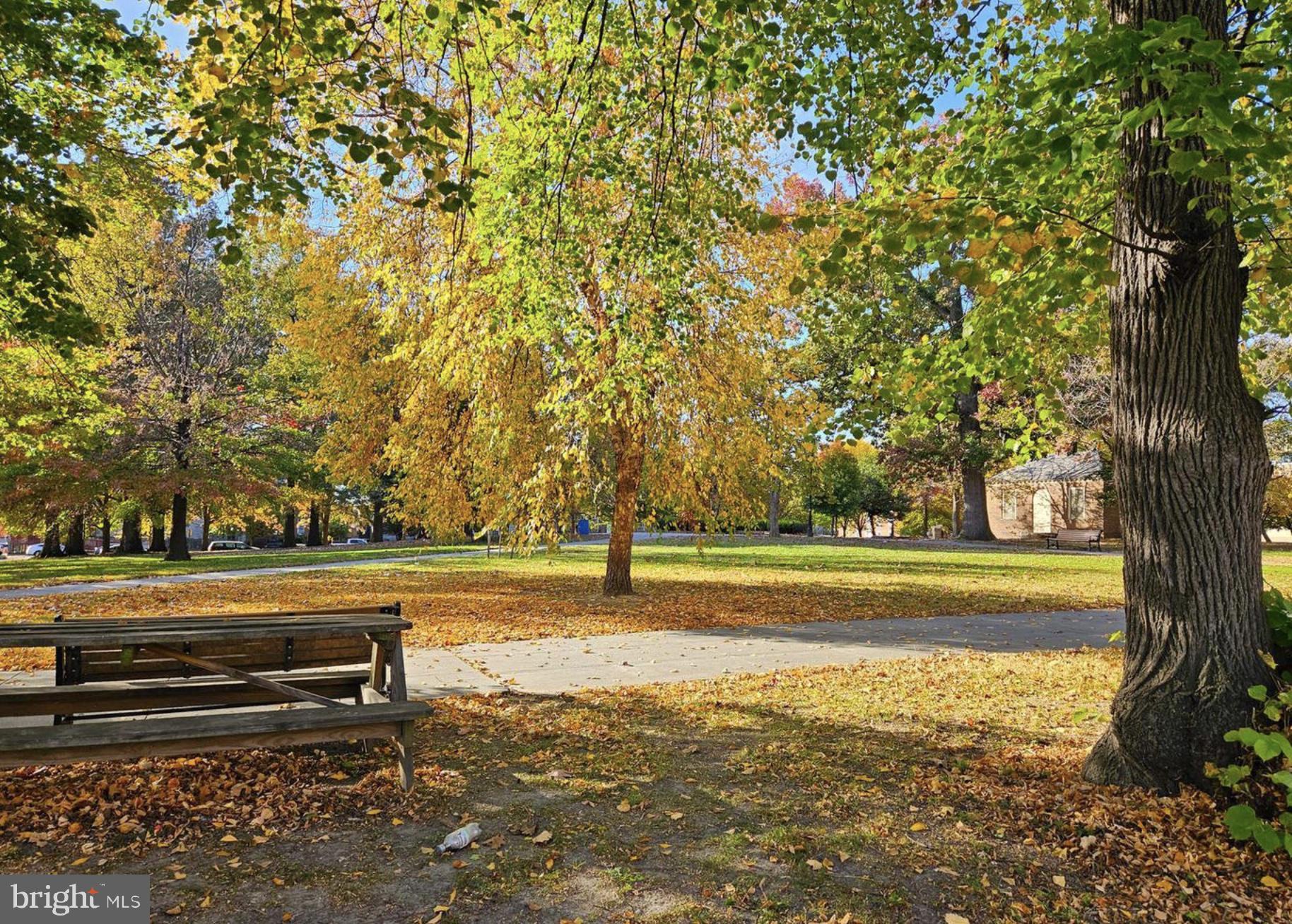 FRANKLIN SQUARE HISTORIC DISTRICT - Residential Lease