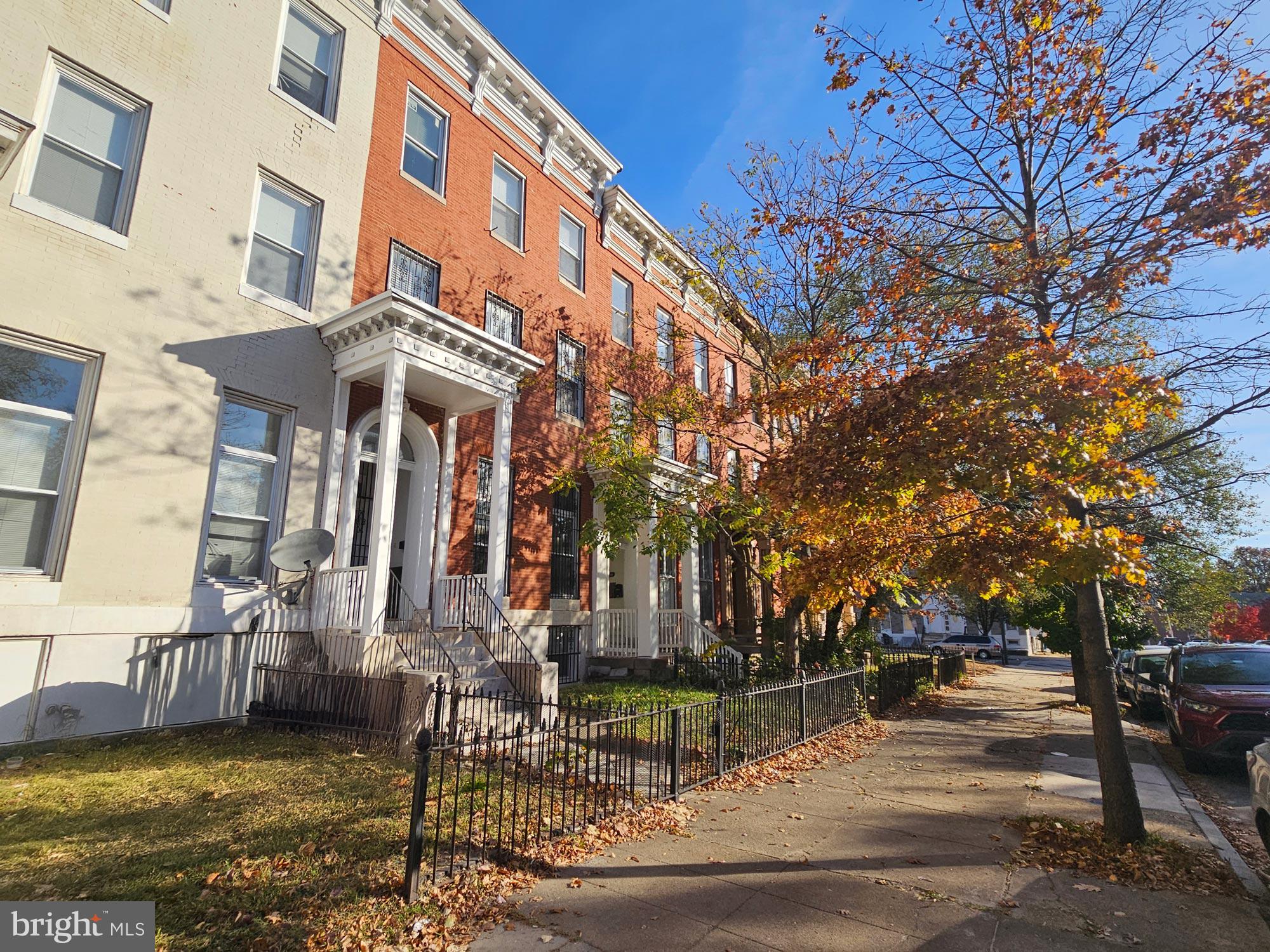 FRANKLIN SQUARE HISTORIC DISTRICT - Residential Lease