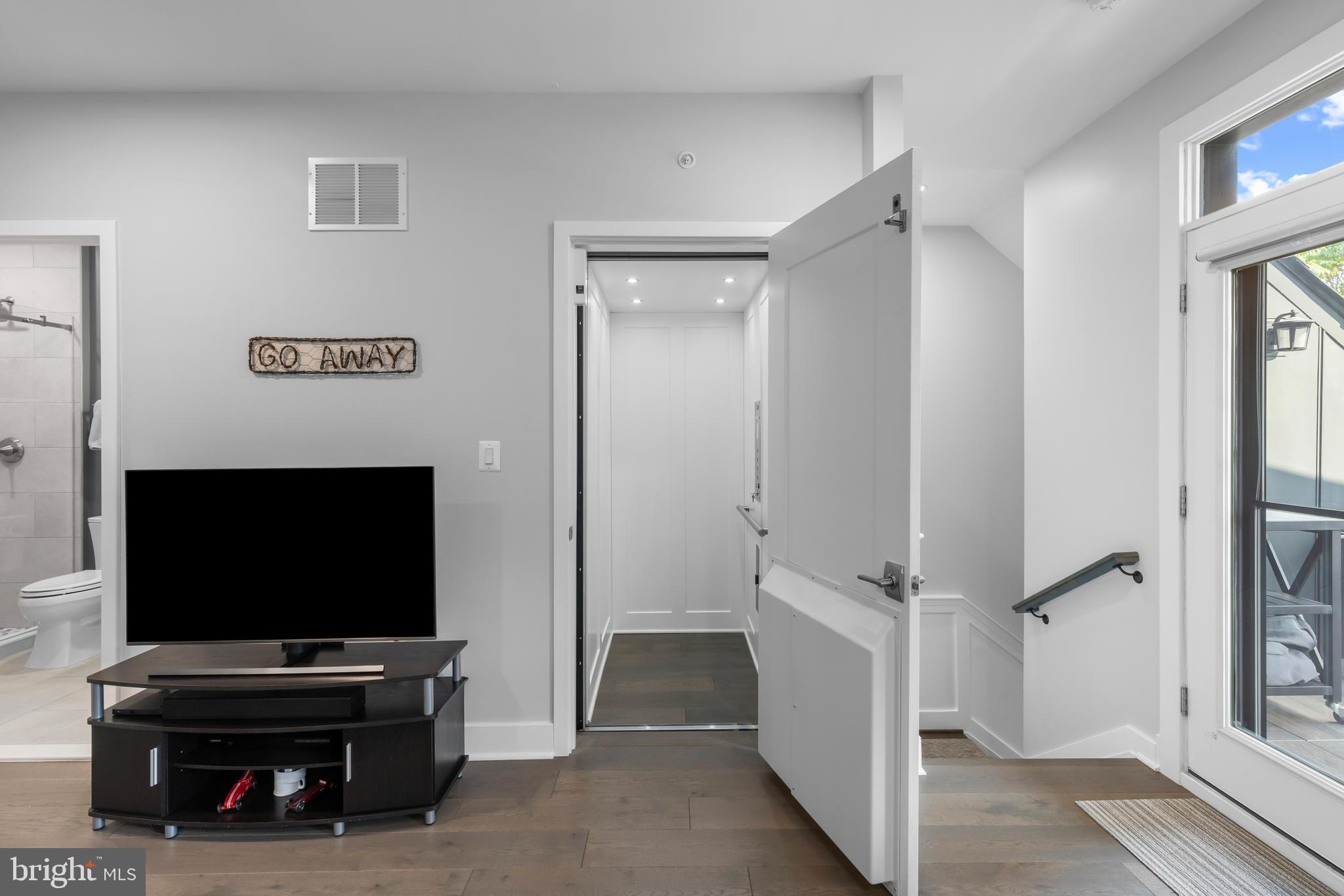 ANNAPOLIS - Residential