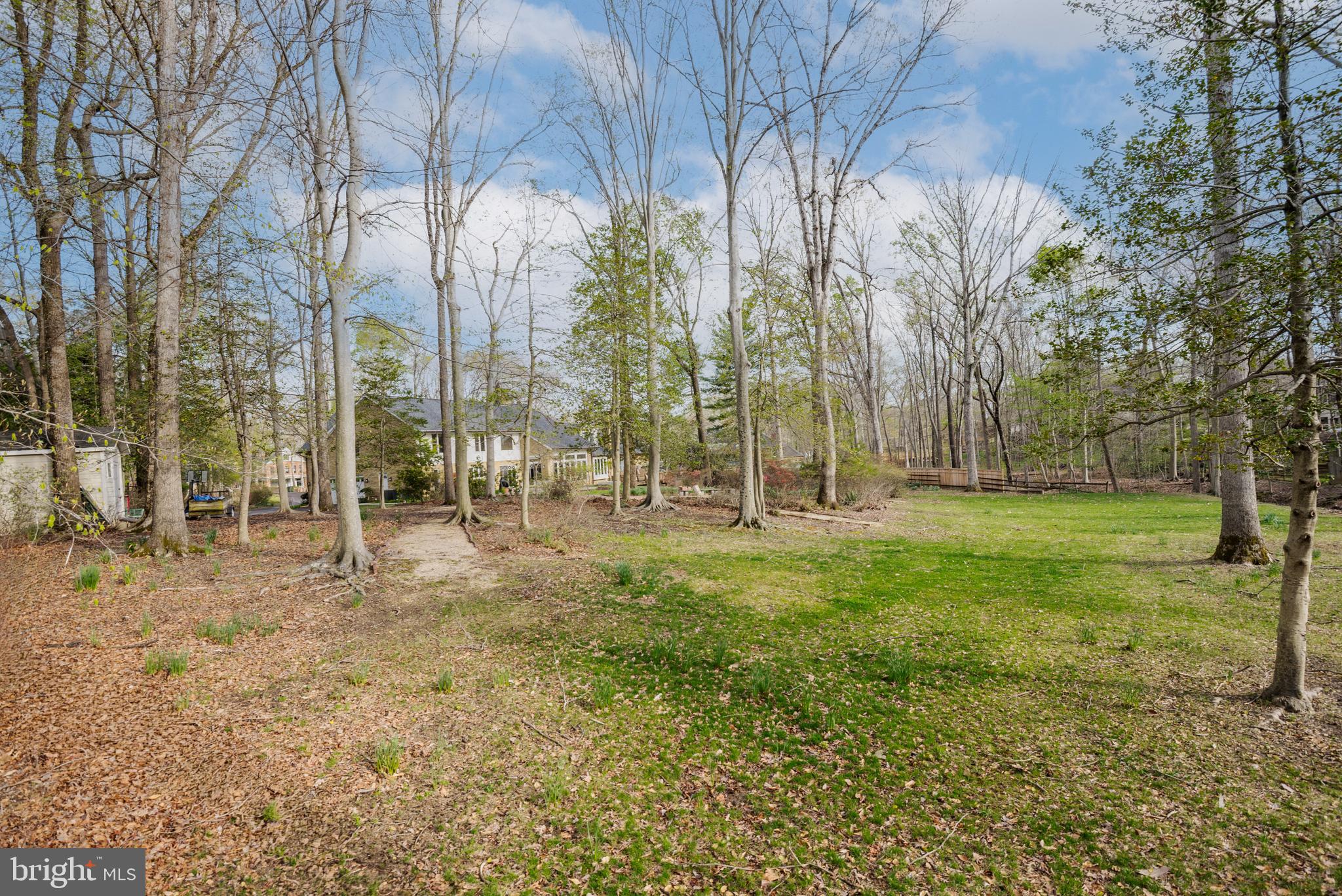 POTOMAC VILLAGE - Residential