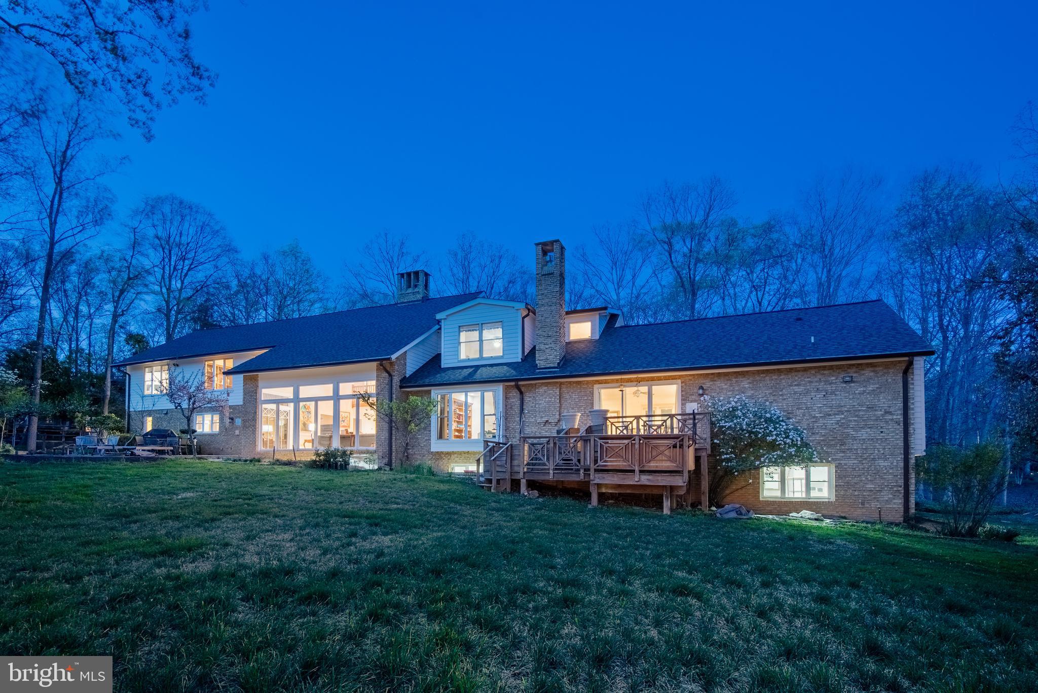 POTOMAC VILLAGE - Residential