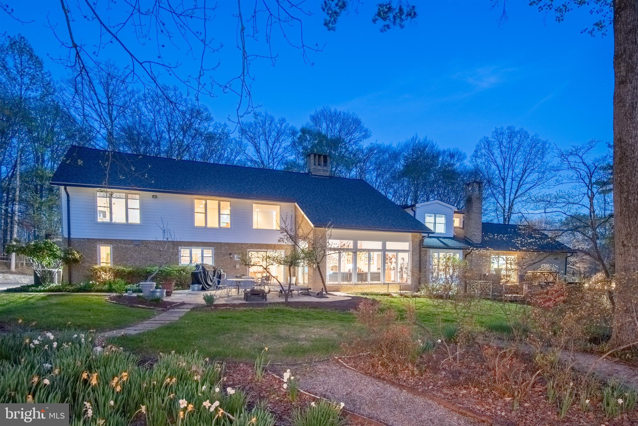 POTOMAC VILLAGE - Residential