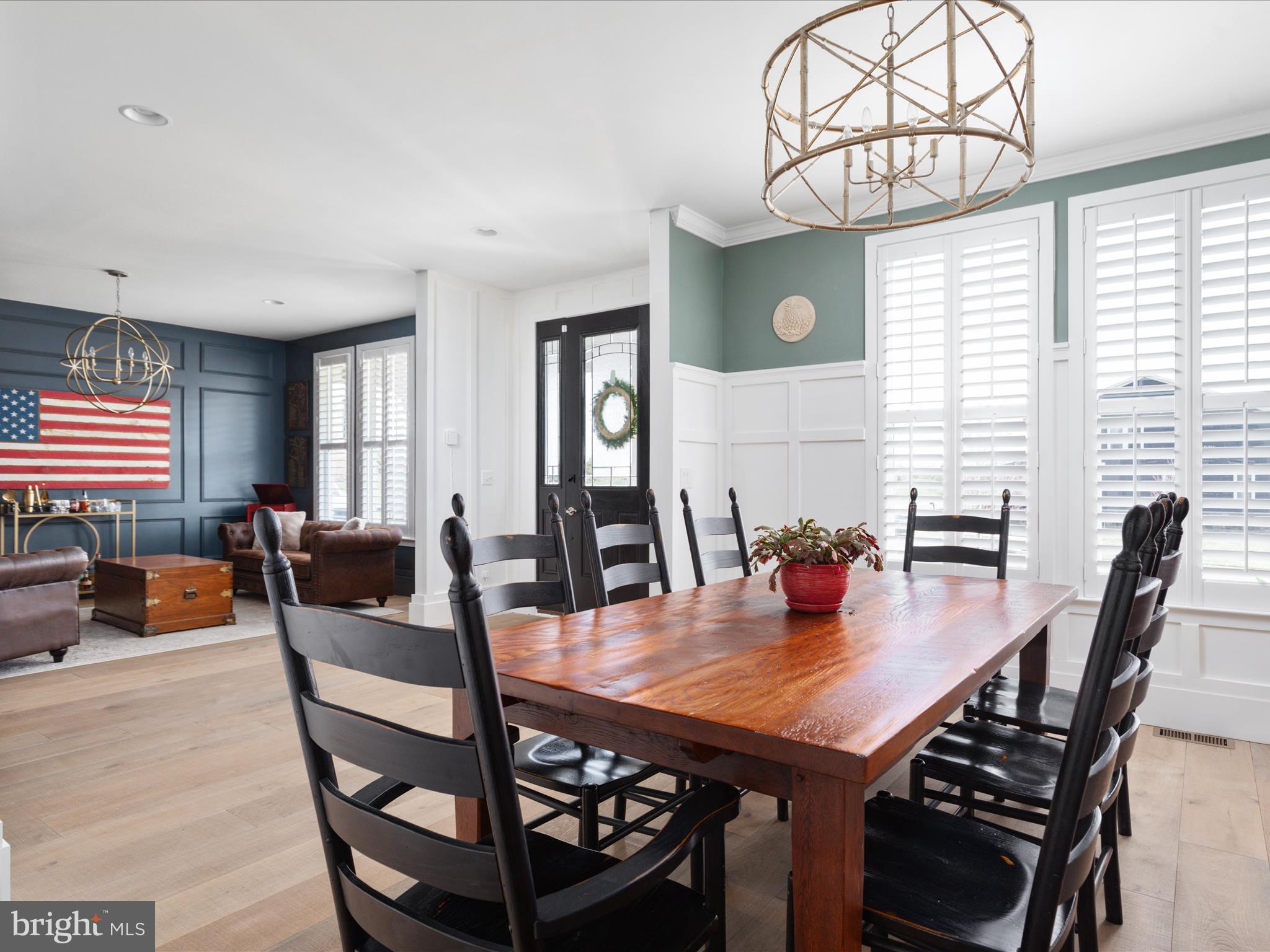 MEADOWBROOK - Residential