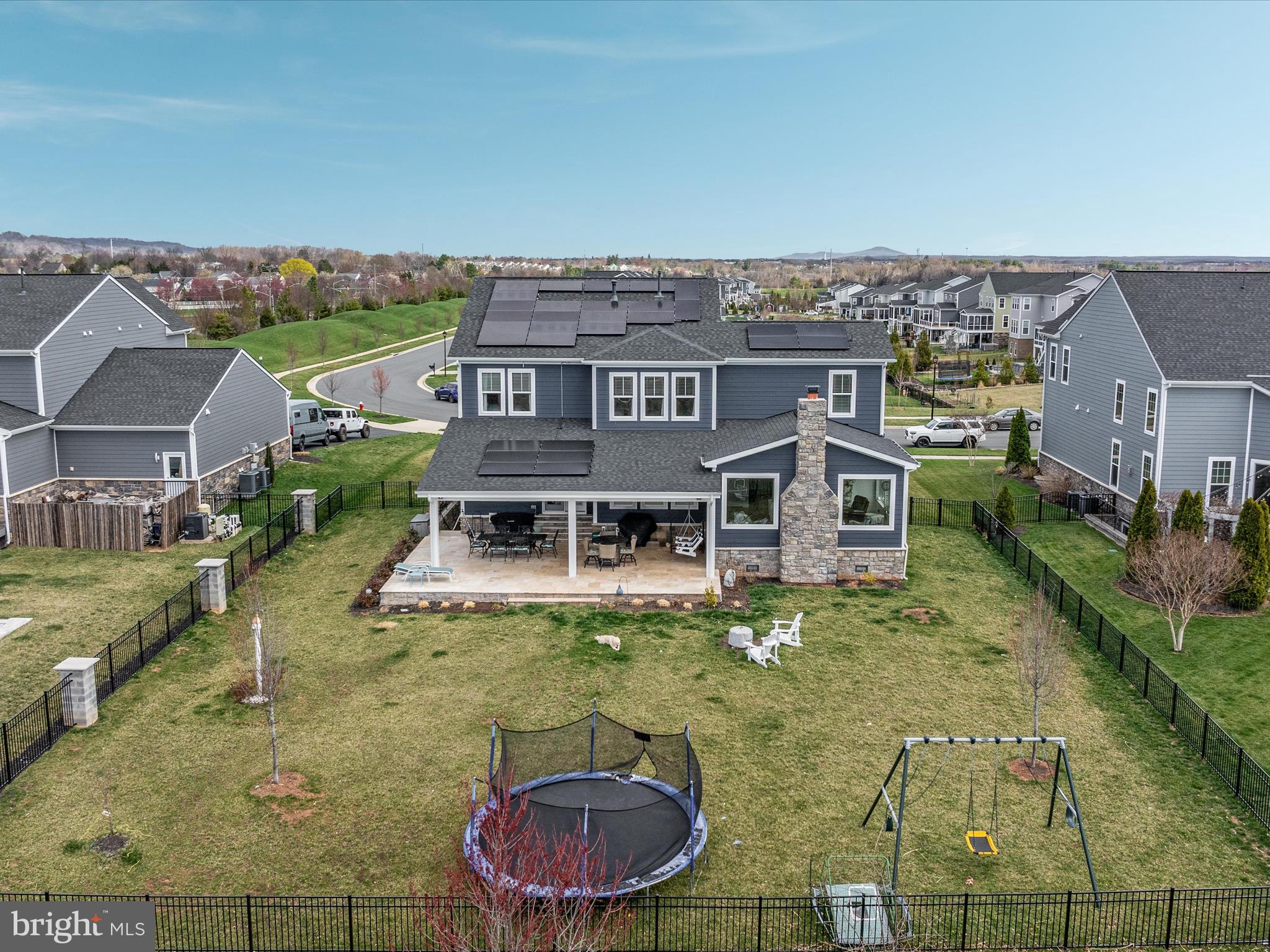 MEADOWBROOK - Residential