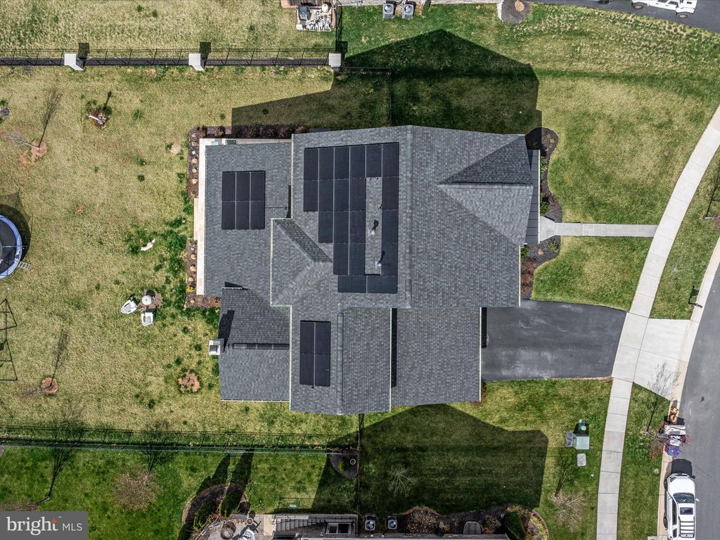 listing image 72
