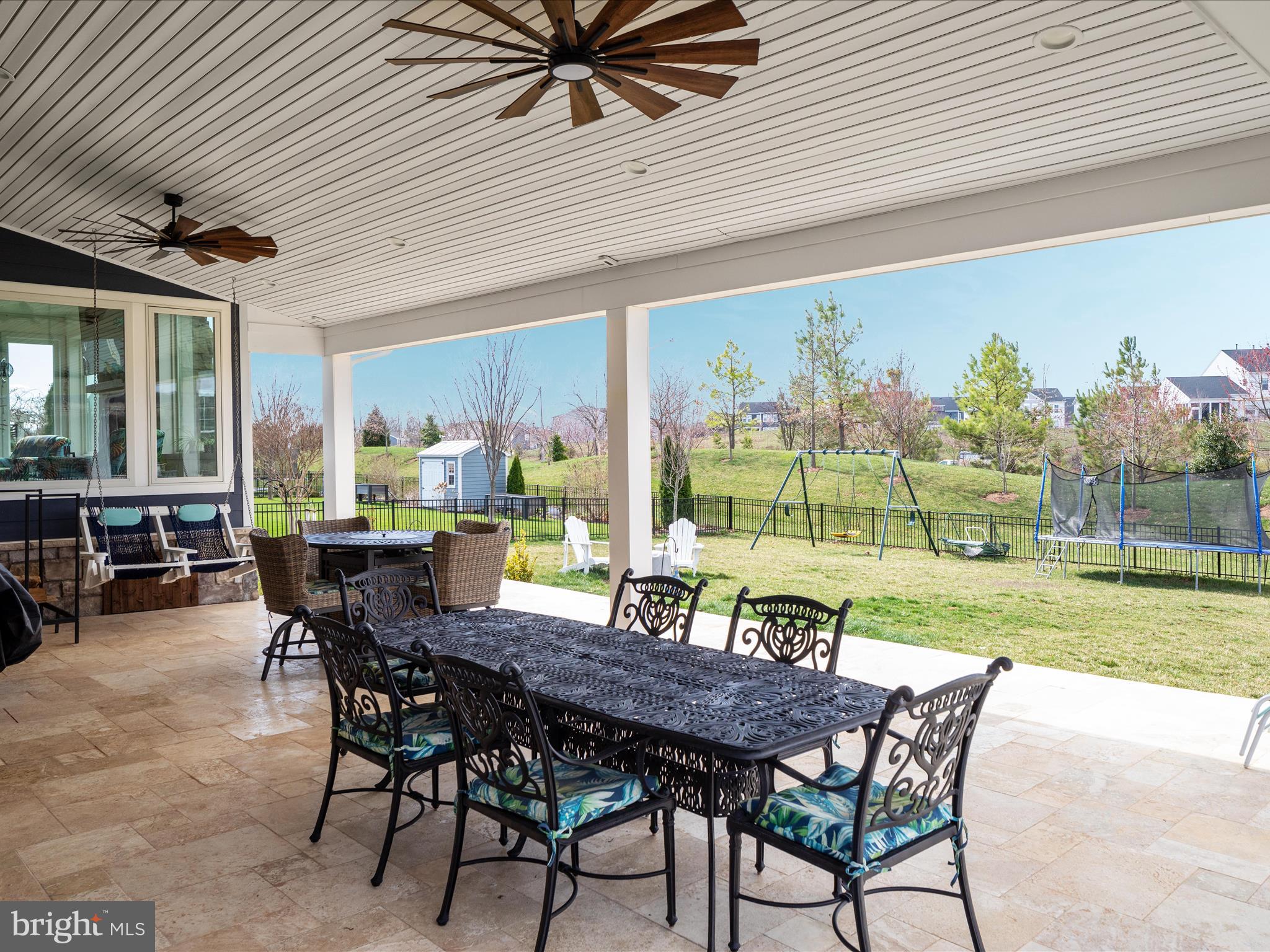 MEADOWBROOK - Residential