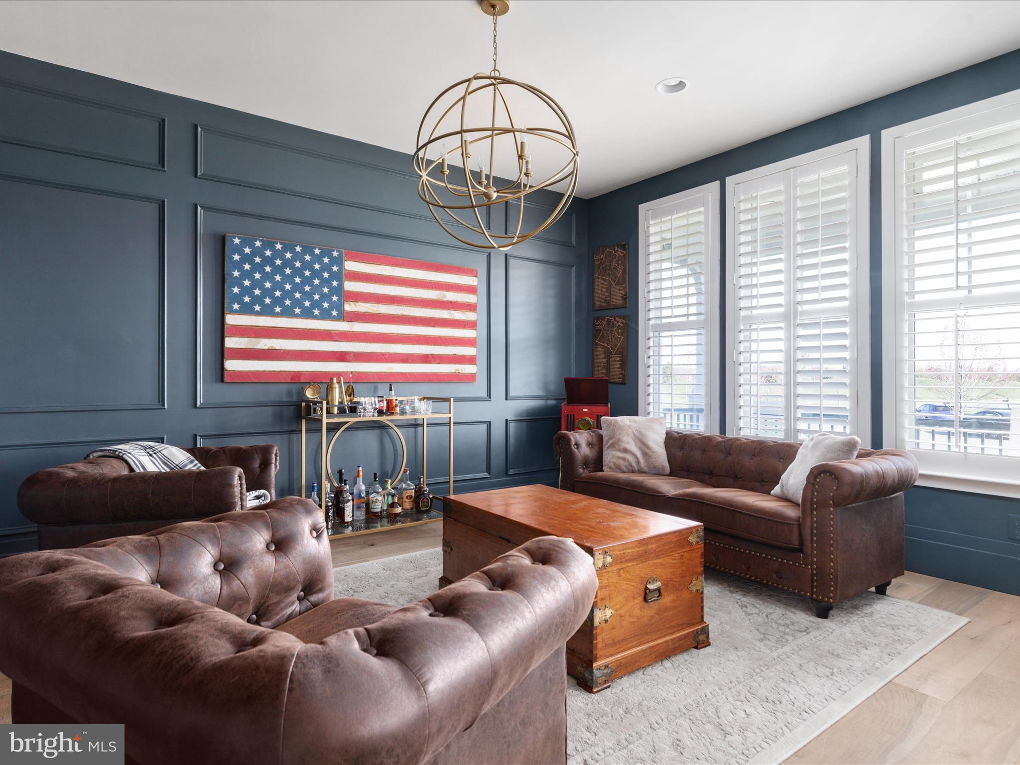 MEADOWBROOK - Residential