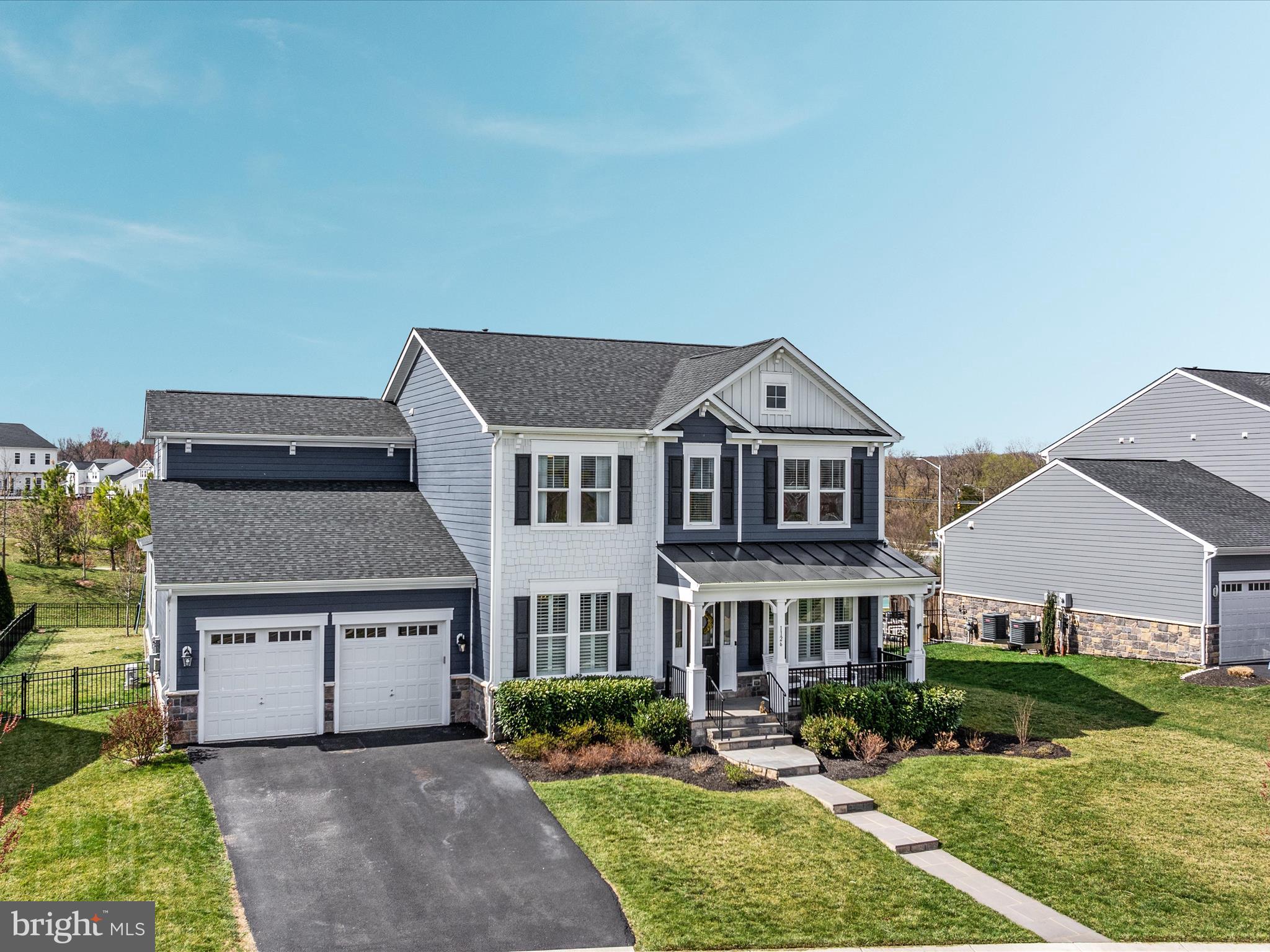 MEADOWBROOK - Residential